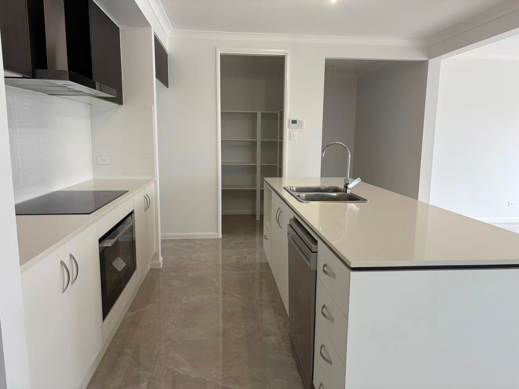 2 Aquilla Rise — photo 3 of 18