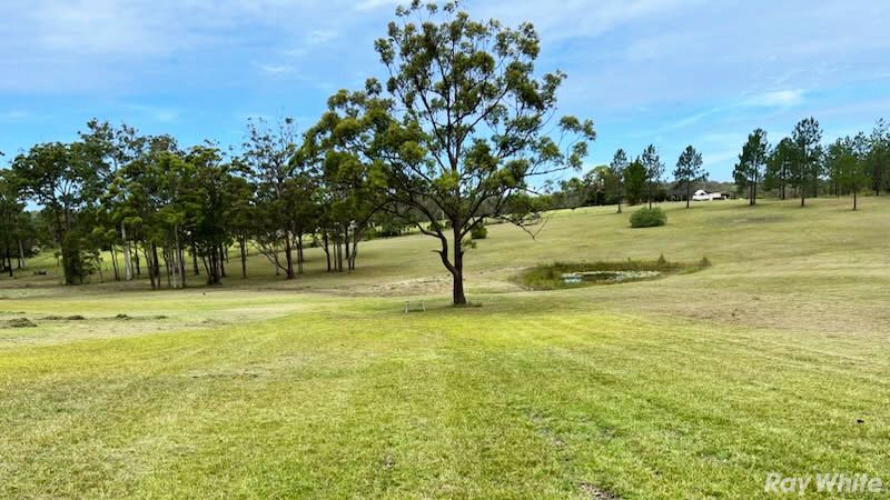 1816 The Lakes Way — photo 12 of 14