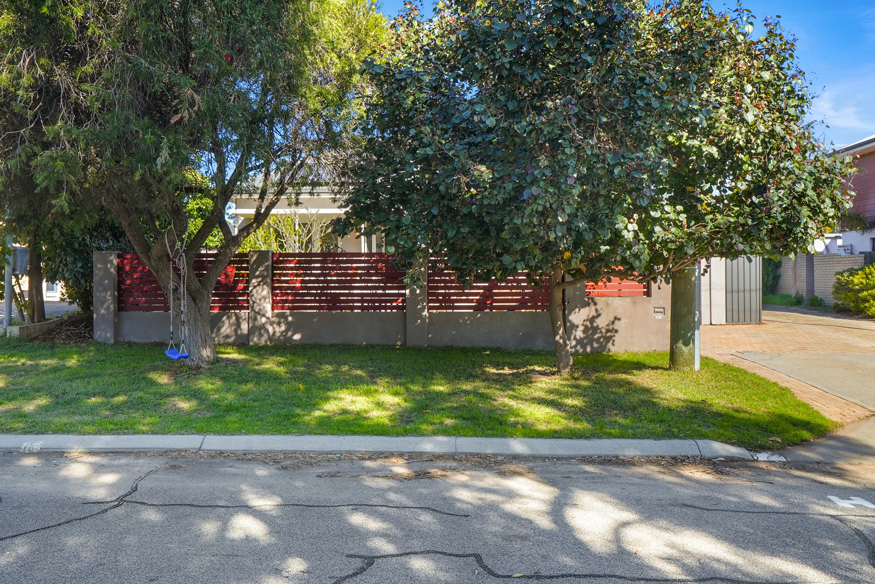 1/8 Moldavia Street, Tuart Hill, WA 6060
