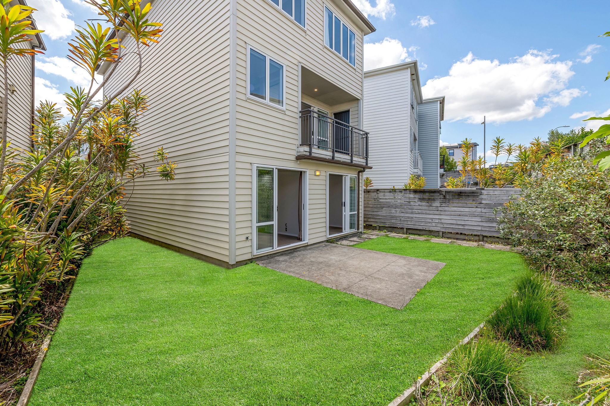 6 Panakenake Way, Flat Bush, Manukau City