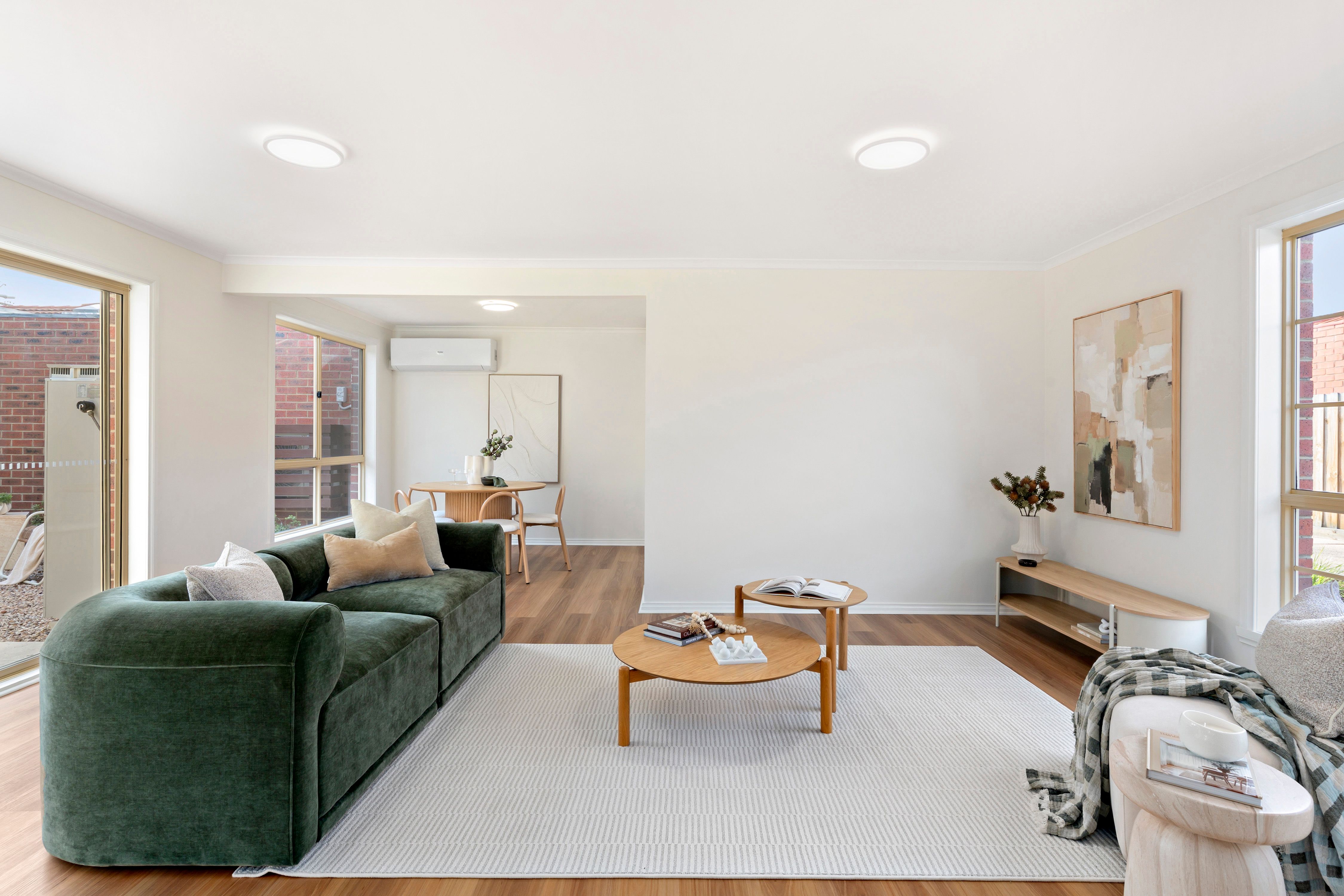 2/21 Watt Street — photo 3 of 12