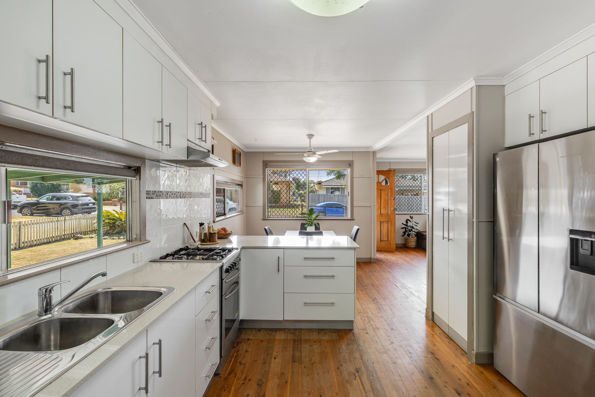 16 Quelch Street — photo 3 of 13