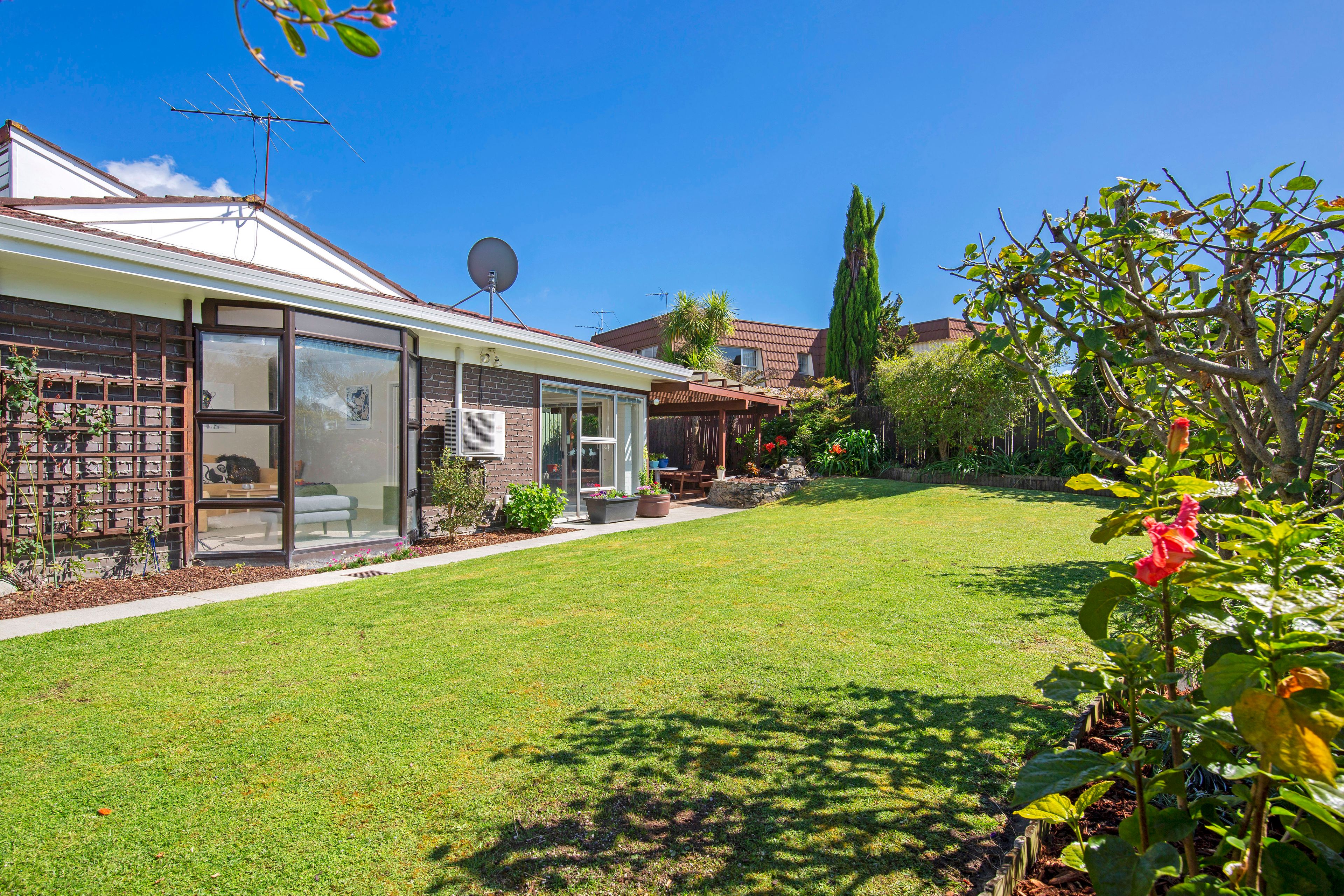 1/1 Arkley Avenue, Farm Cove, Manukau City