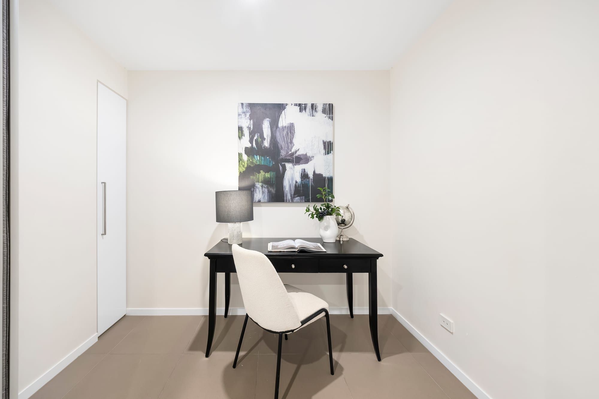 1506/35 Burdett Street — photo 4 of 9