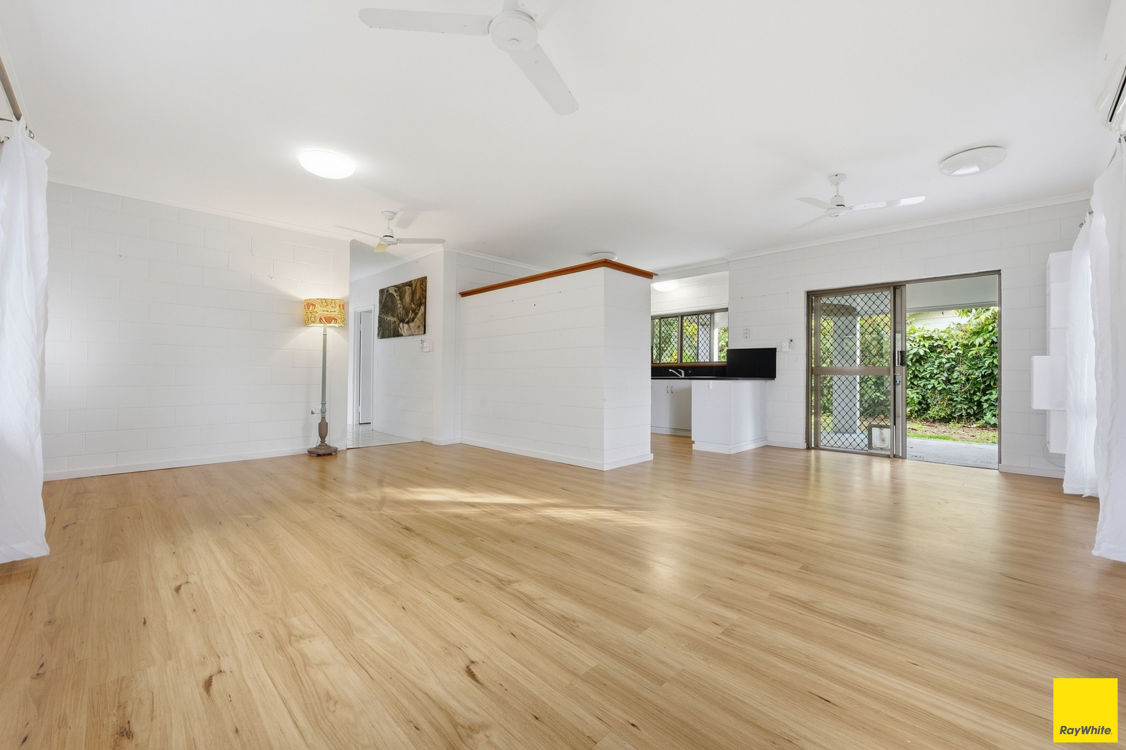 9 Melinga Close — photo 3 of 19