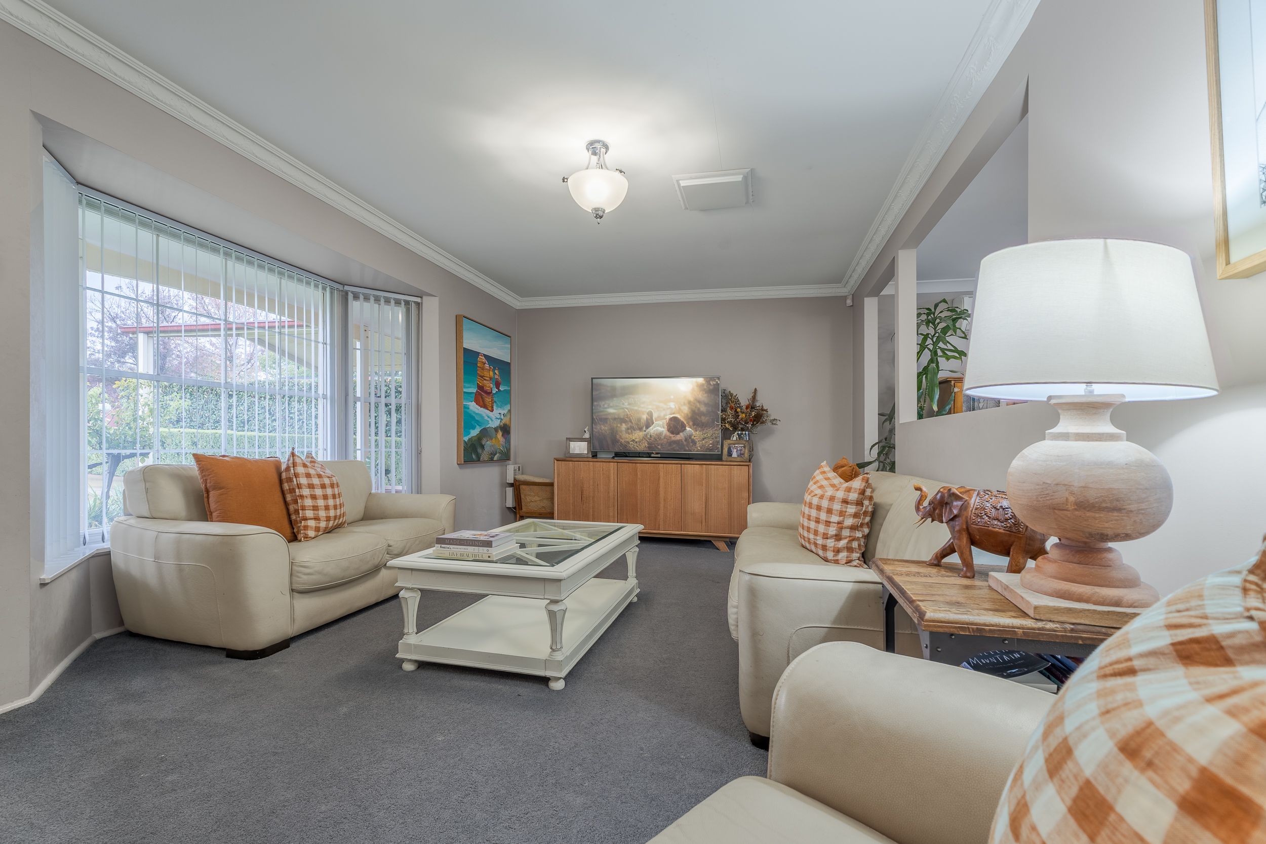 62 Oxley Circle — photo 4 of 18