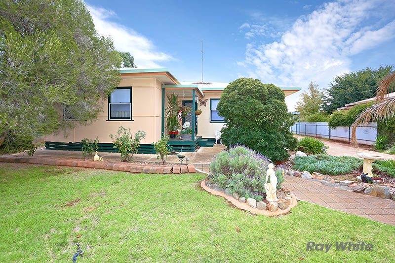 3 Kelly Street, Clare SA 5453