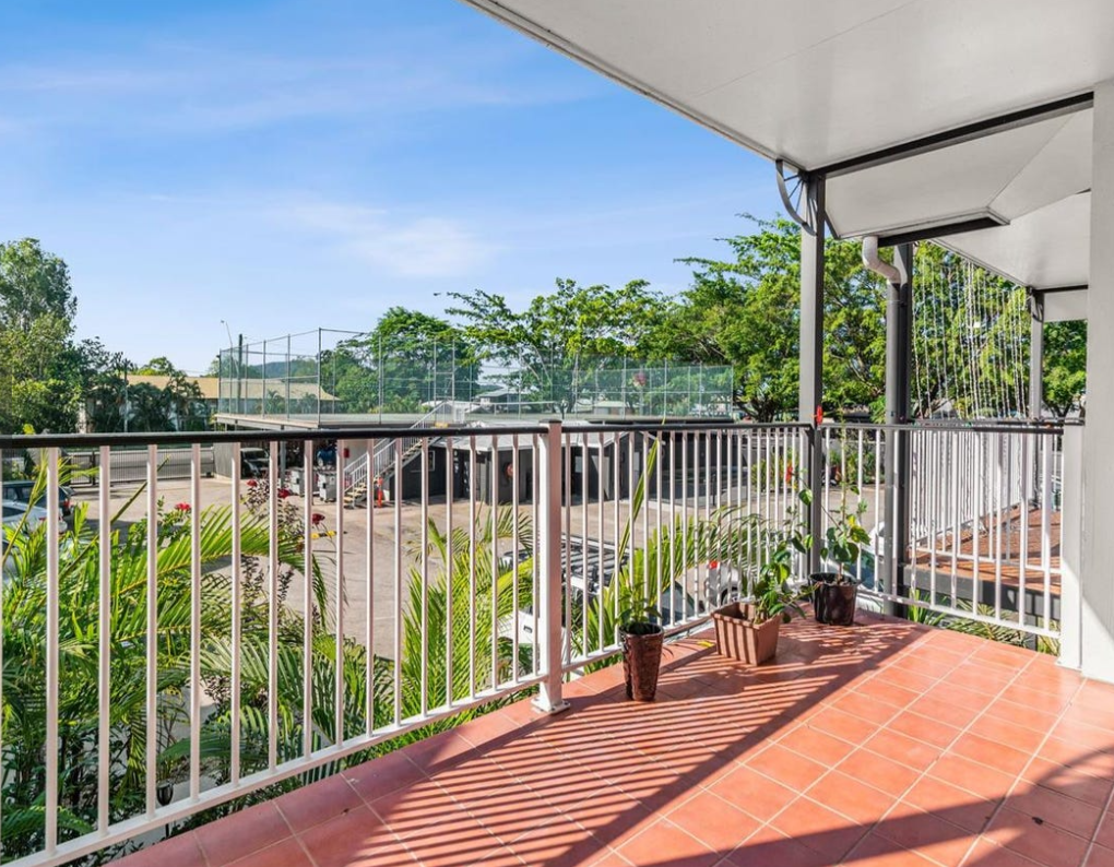 87-91 Earl Street, Westcourt QLD 4870