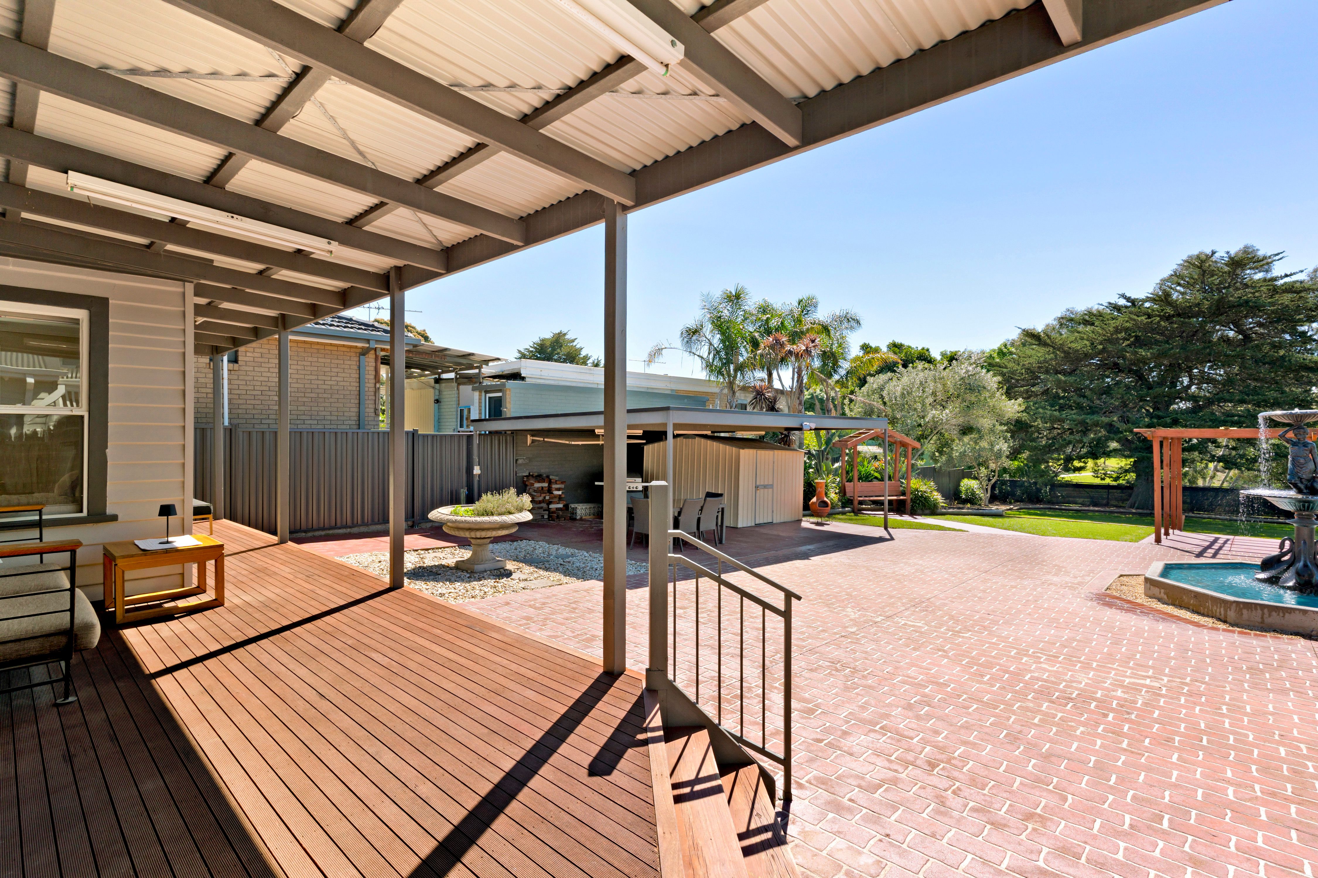 14 Mernda Street — photo 10 of 13