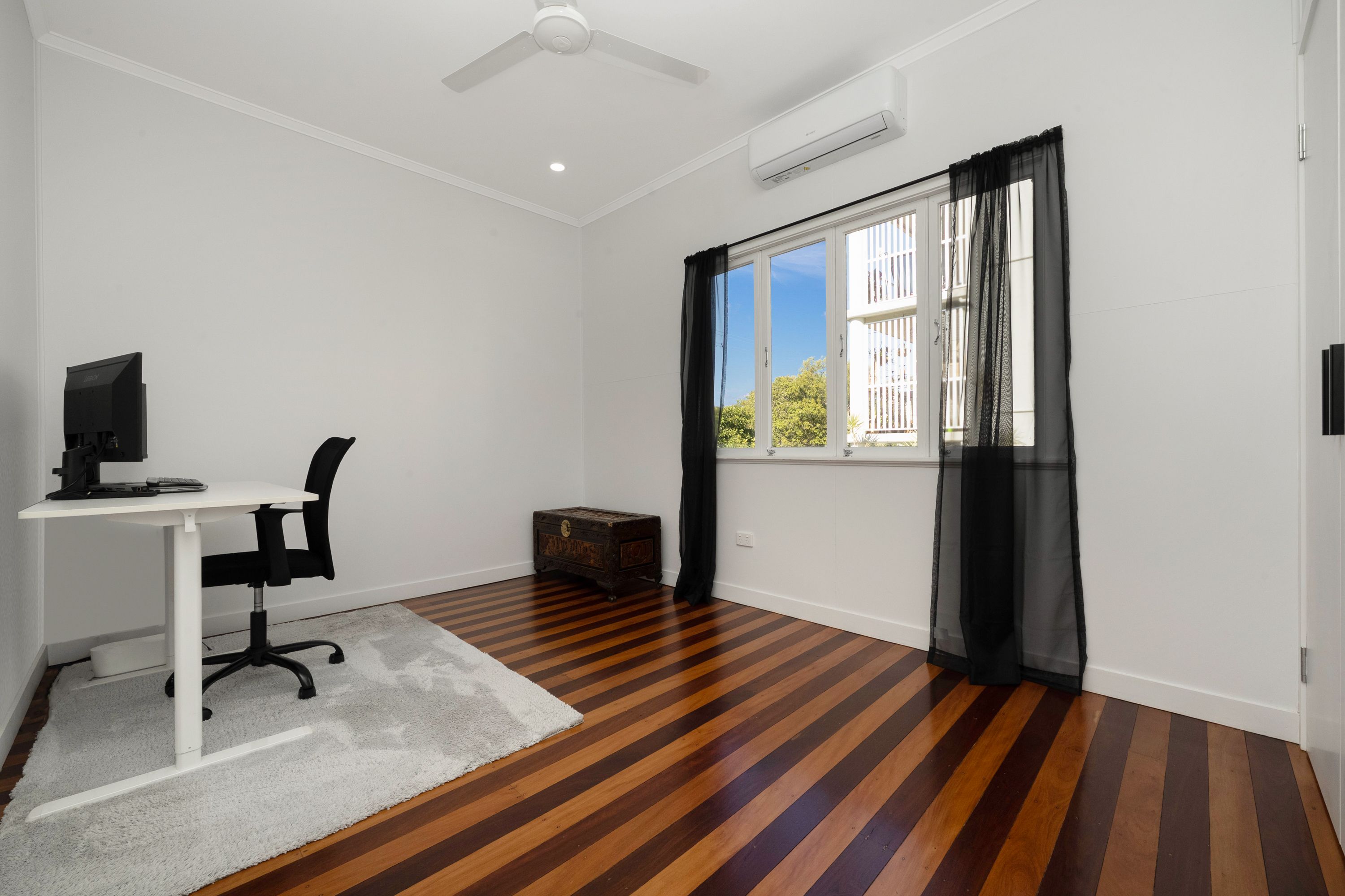 15 Lindsay Street — photo 12 of 23
