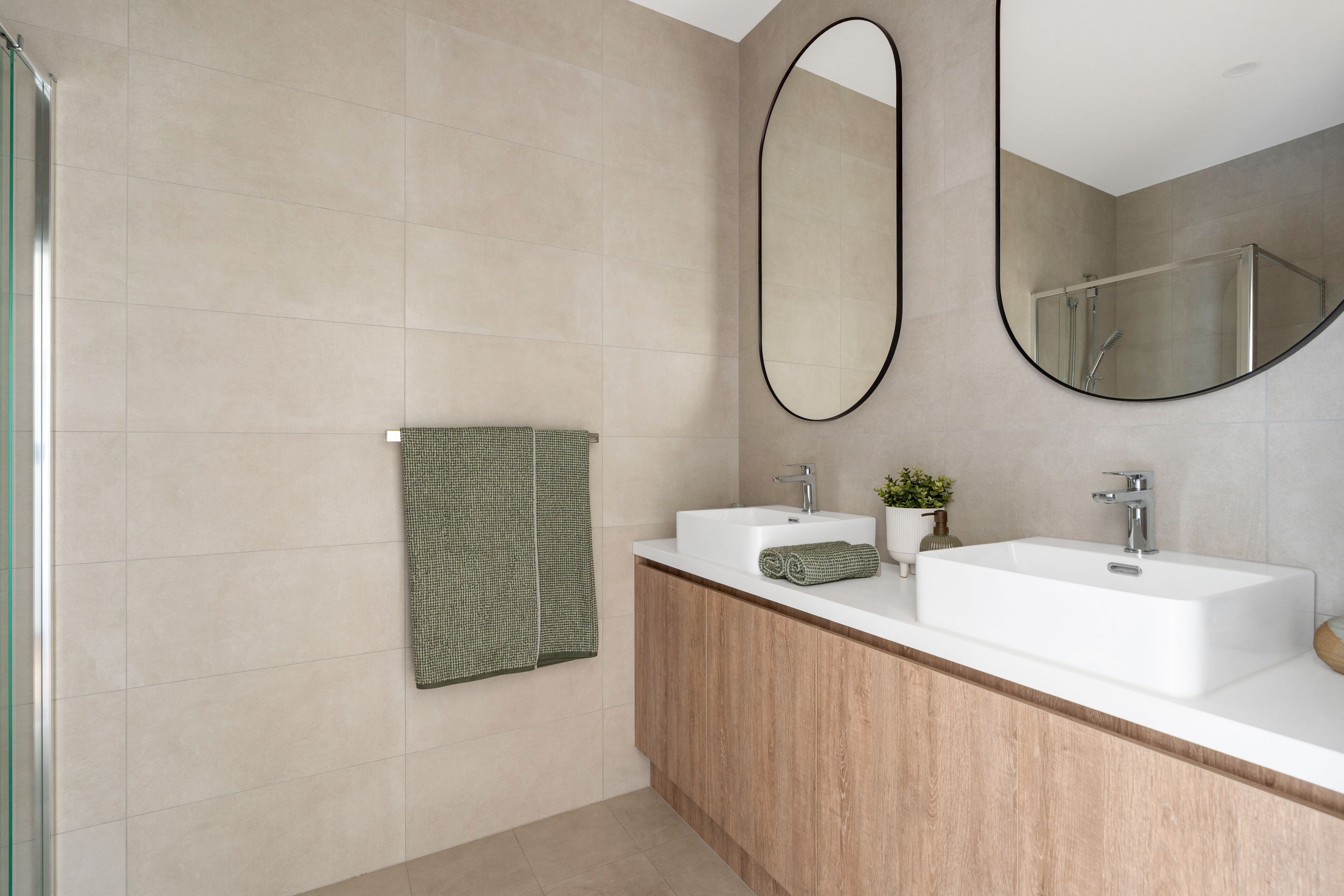 2/10 Mackillop Street — photo 3 of 14