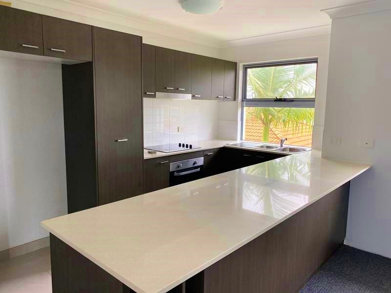 3/24-26 Proud Street, Labrador, QLD 4215