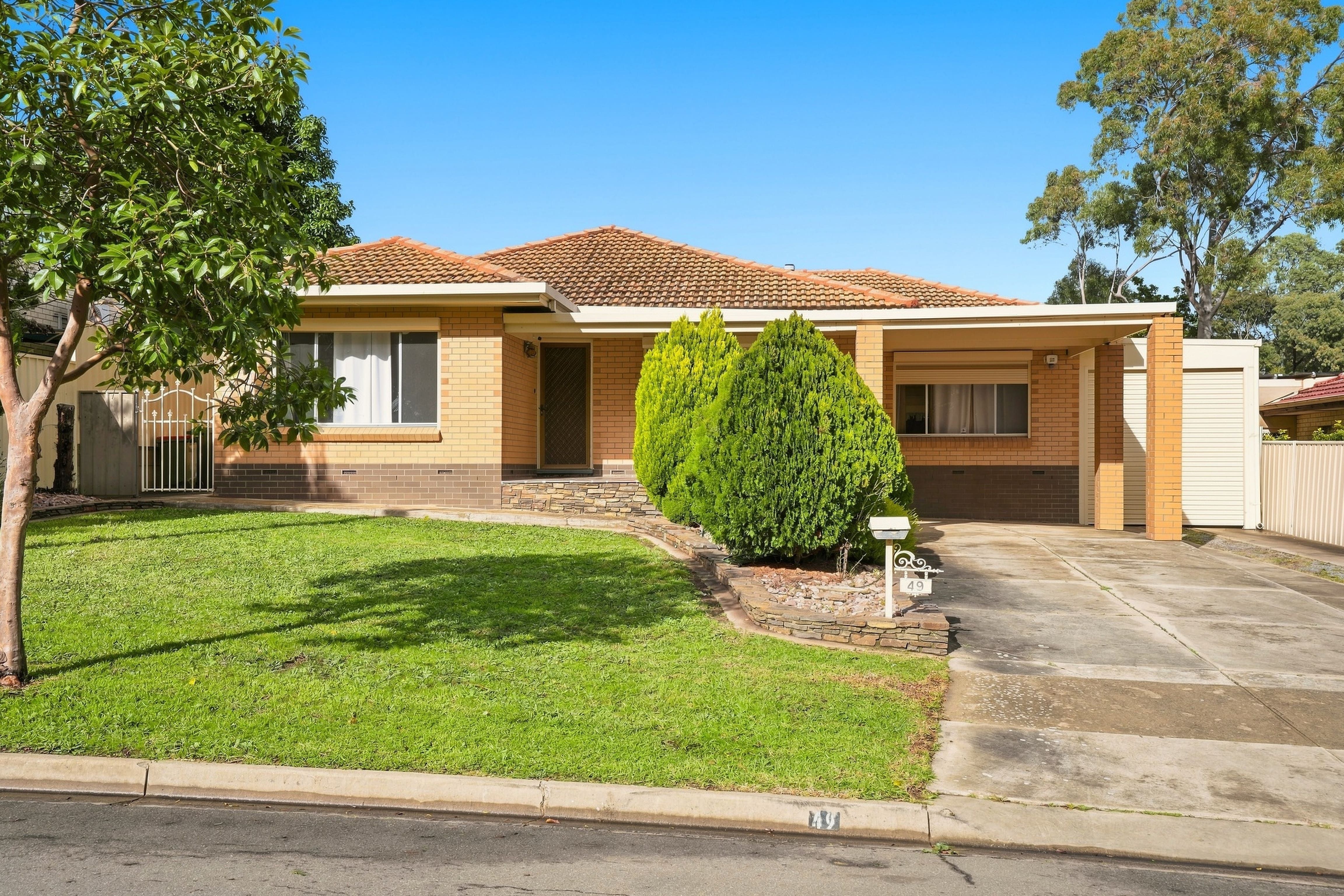 49 Mataro Road — photo 4 of 25
