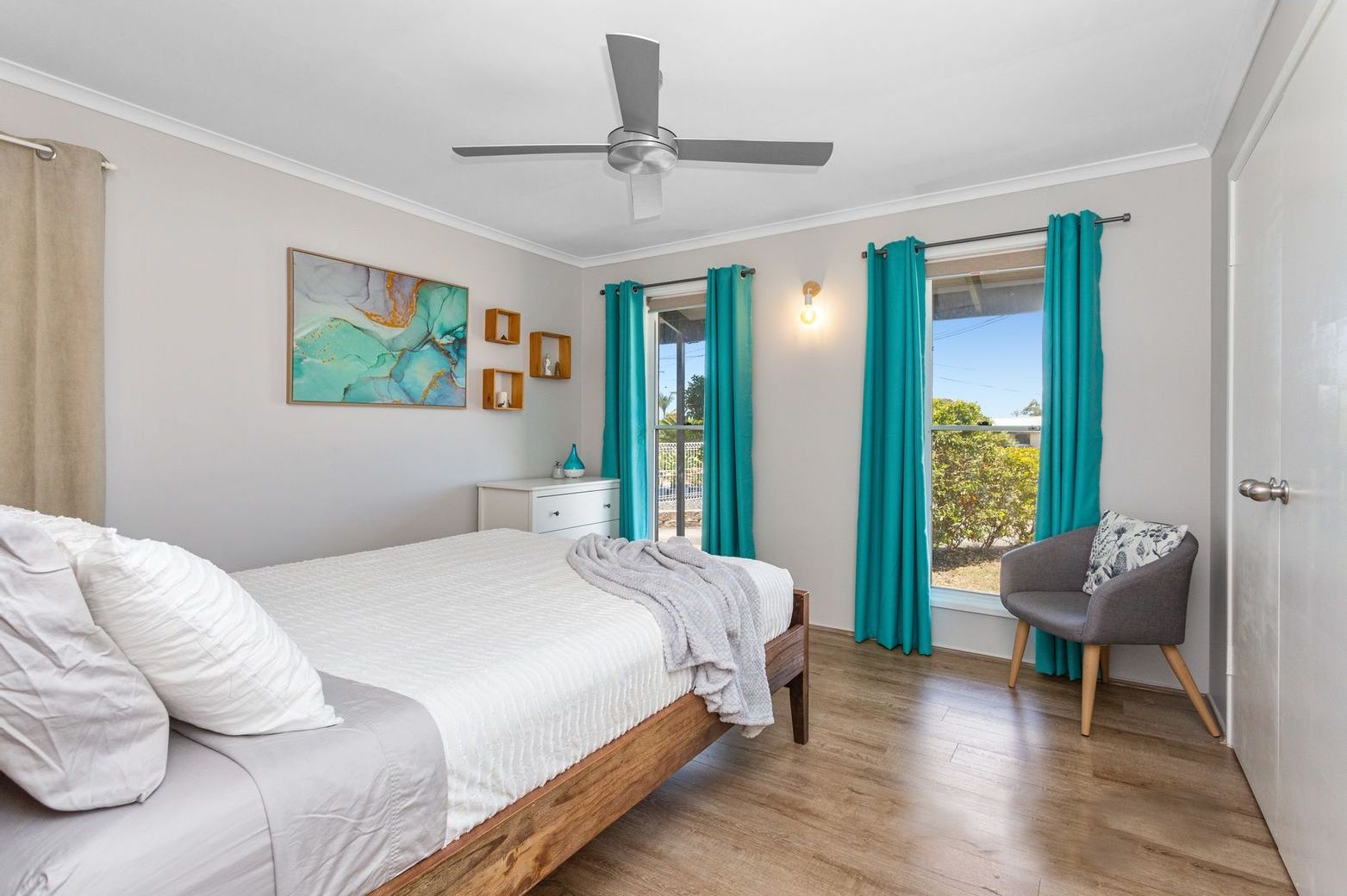 10 Quandong Street, Crestmead, QLD 4132