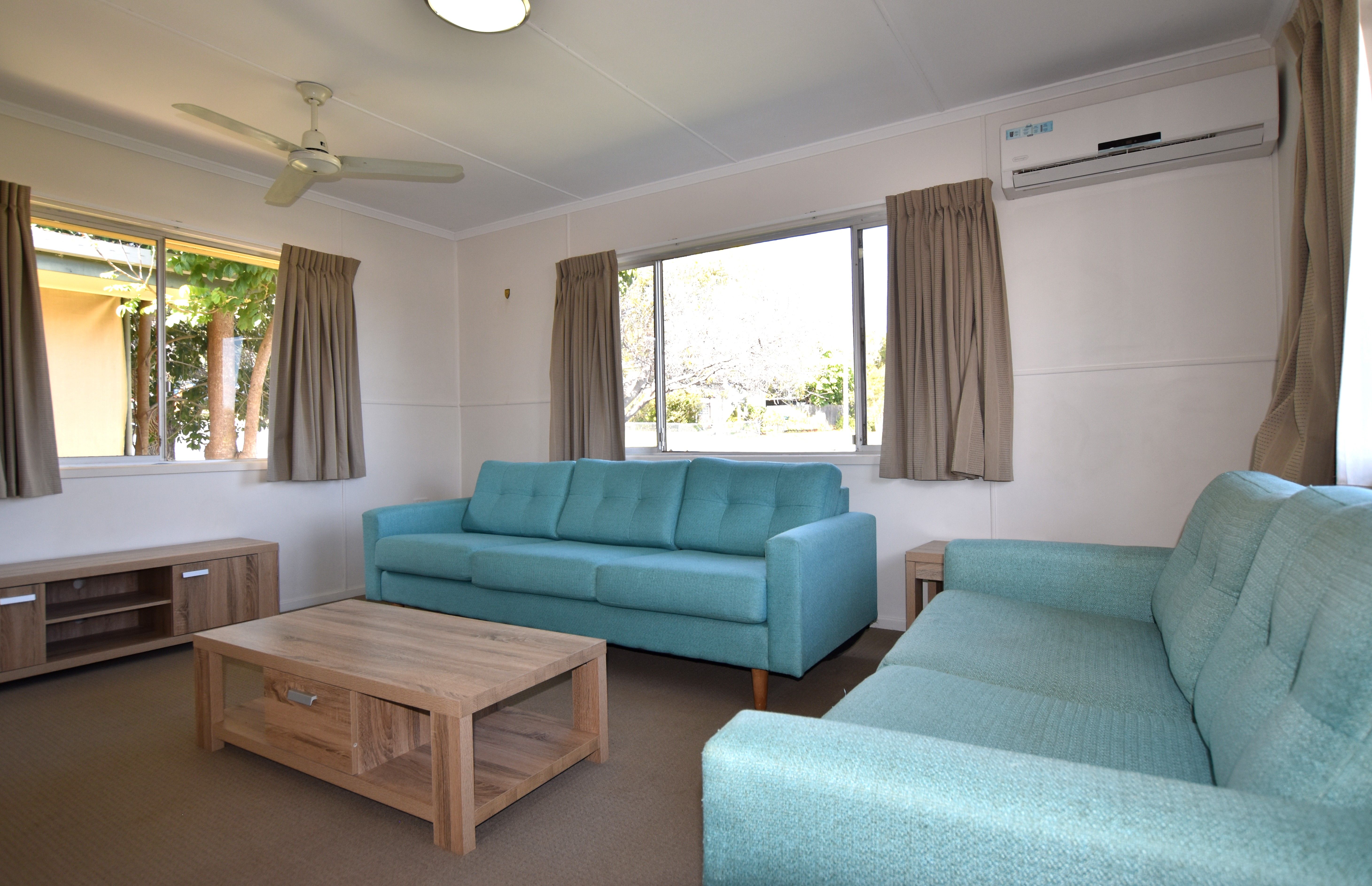 1/24 Paterson Street, West Gladstone, QLD 4680