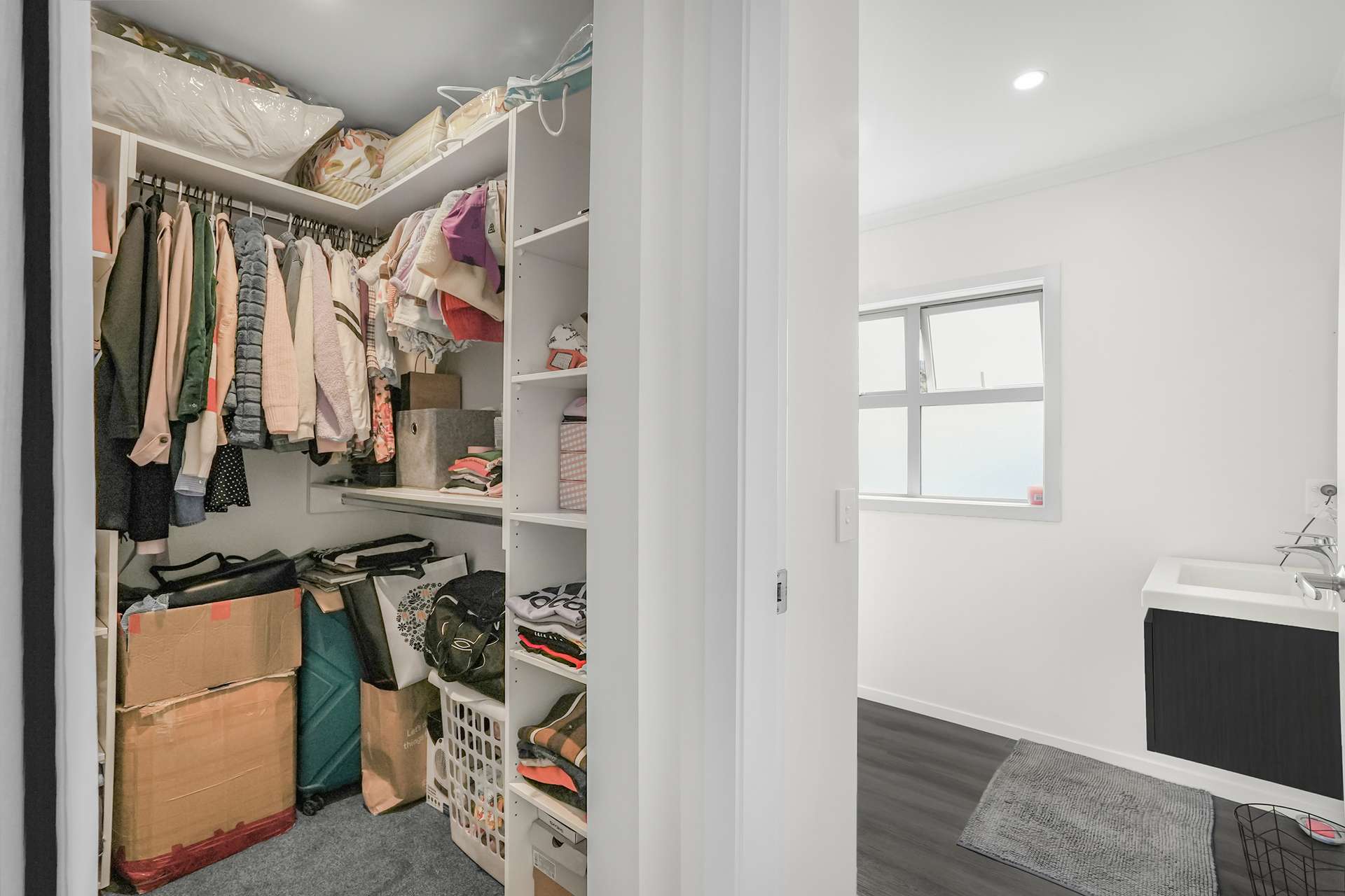 12 Ronalds Way photo 9