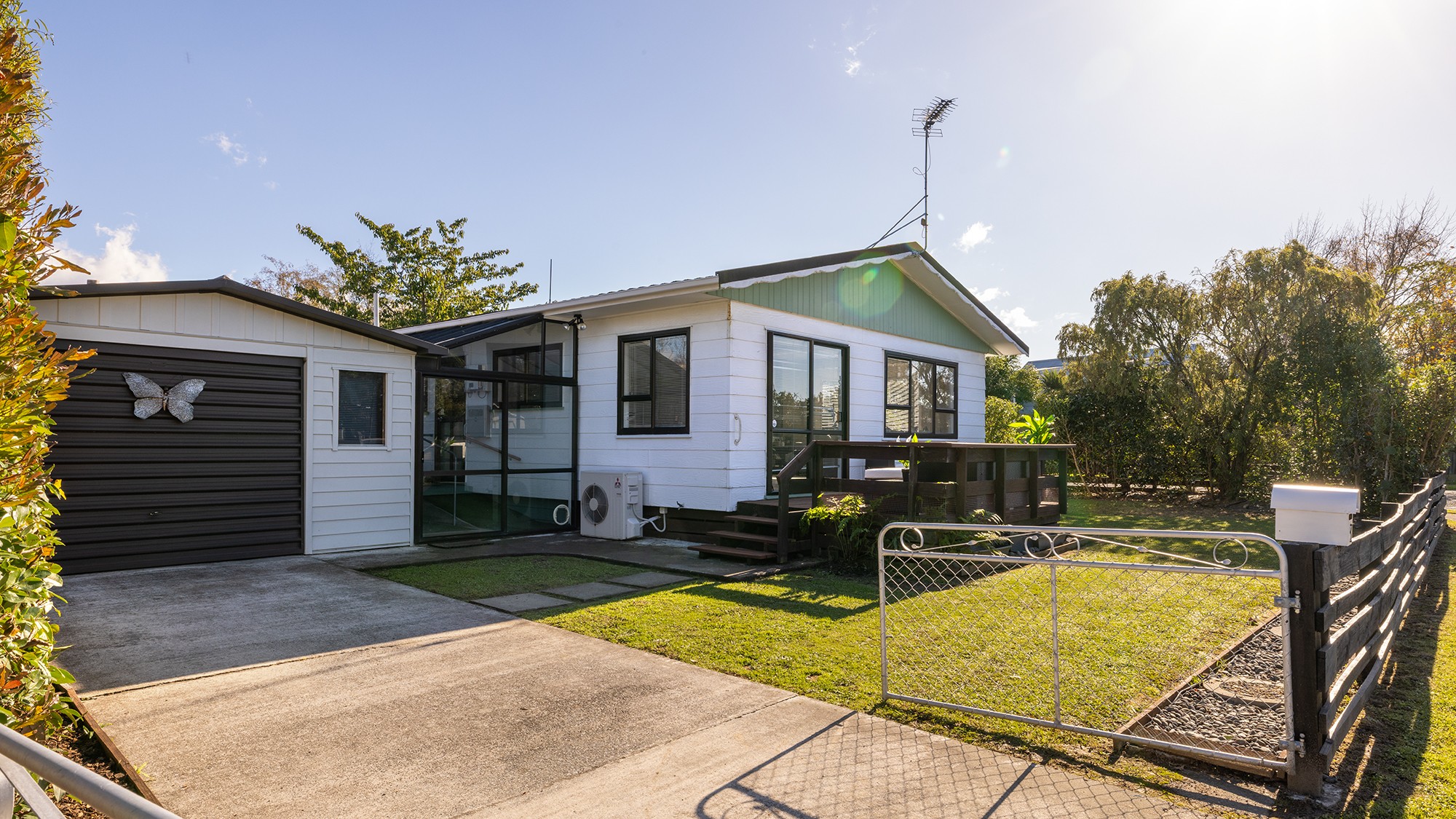 8 Deller Drive, Carterton, Carterton District