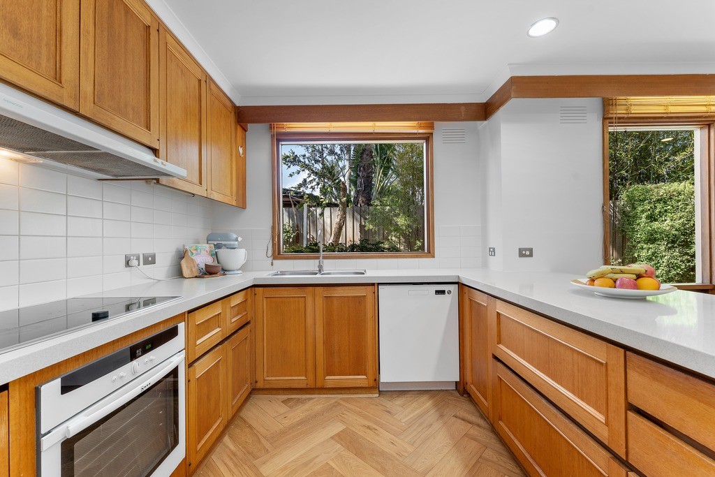 10 Tiffany Avenue, Cheltenham, VIC 3192