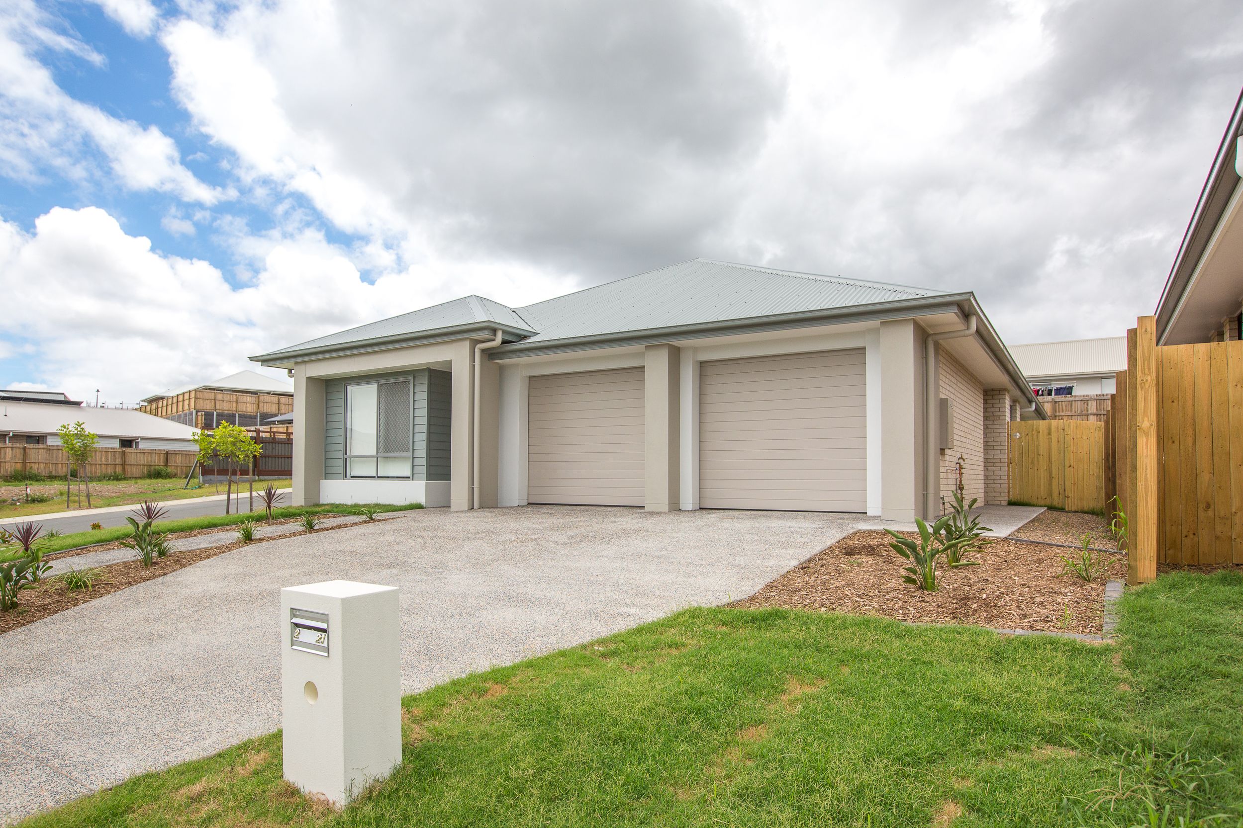 2/21 Limmen Crescent, South Ripley, QLD 4306