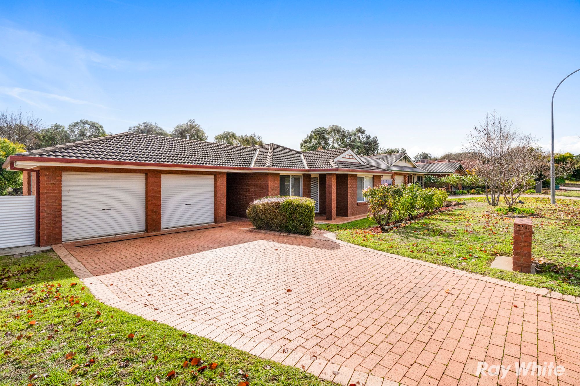 17 Bourkelands Drive, Bourkelands, NSW 2650 House for Sale Ray