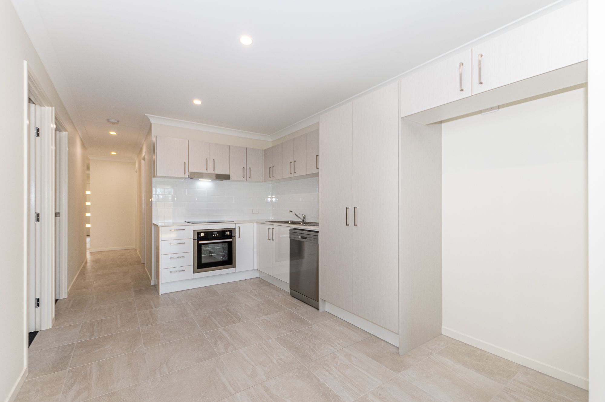 9 Dora Street, Morayfield, QLD 4506