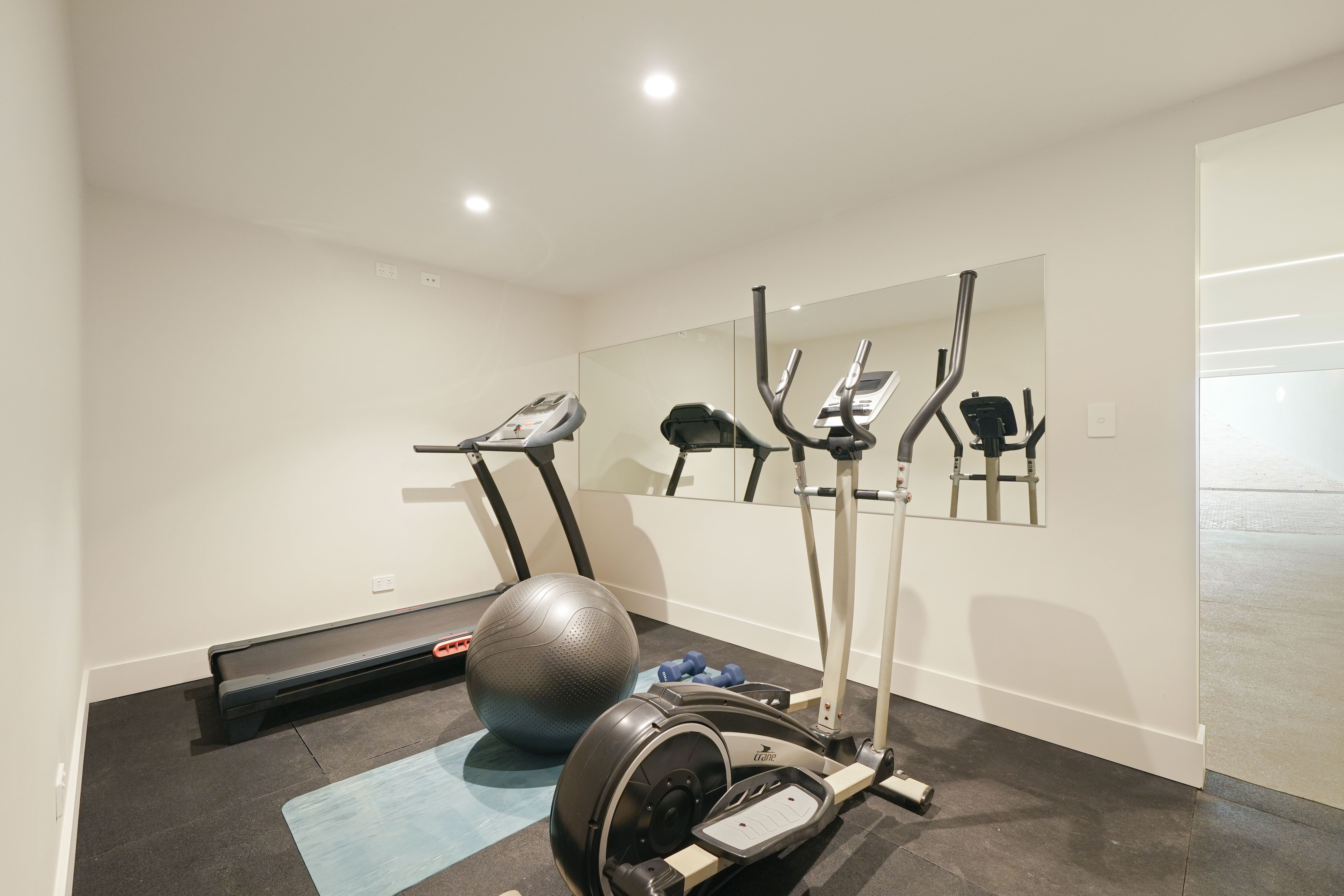 10 Dyson Street — photo 11 of 13