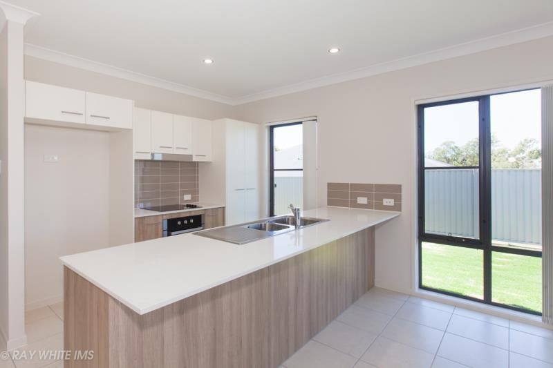 25 Gooloowan Circuit, Brassall, QLD 4305