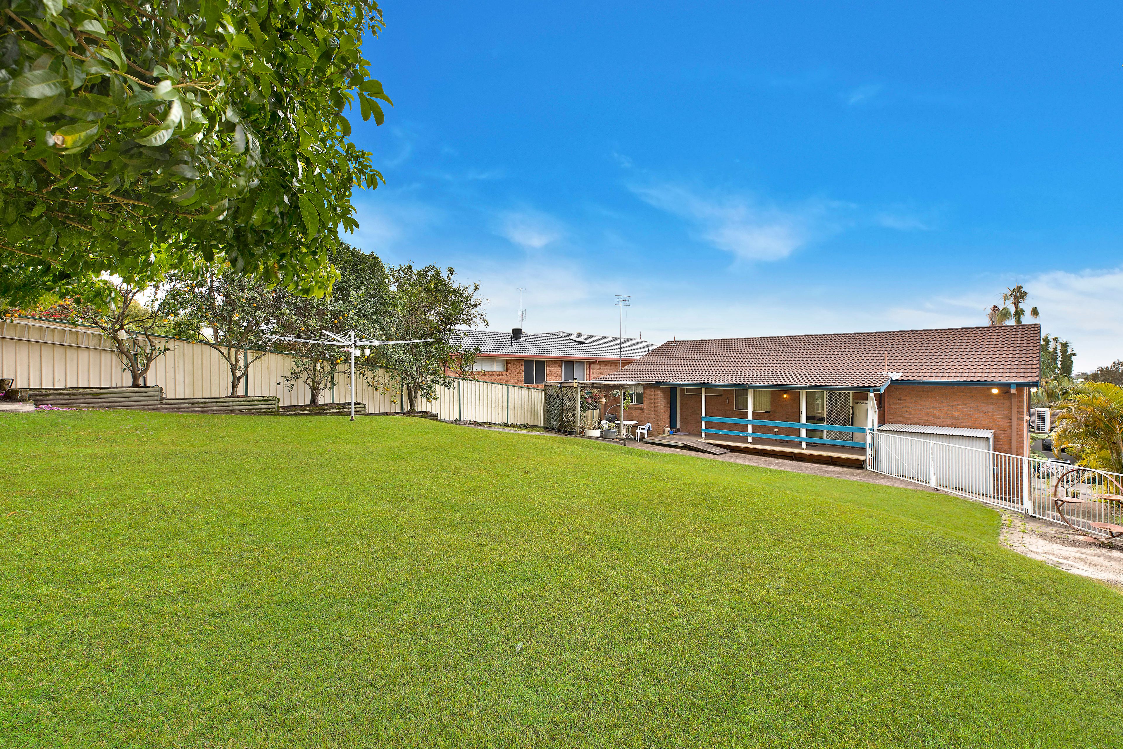 5 Redgum Close — photo 9 of 12