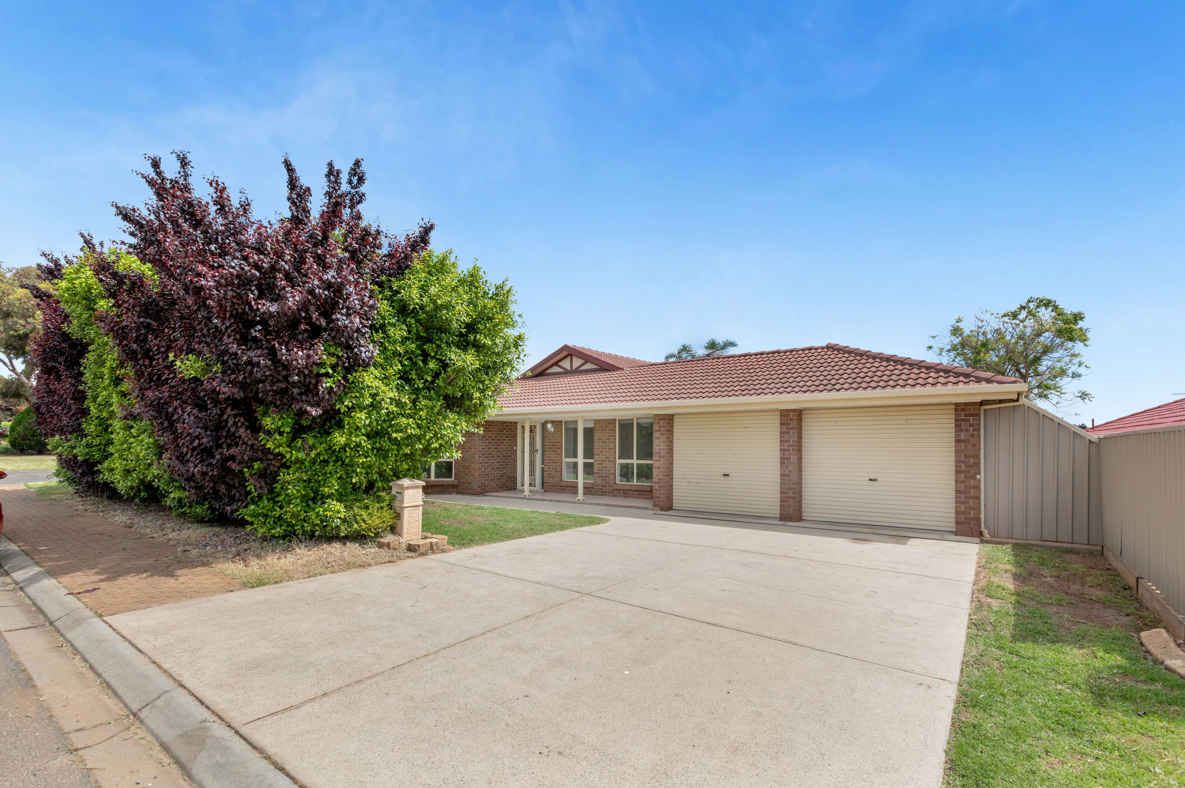 88 Somerset Grove — photo from Ray White Craigmore