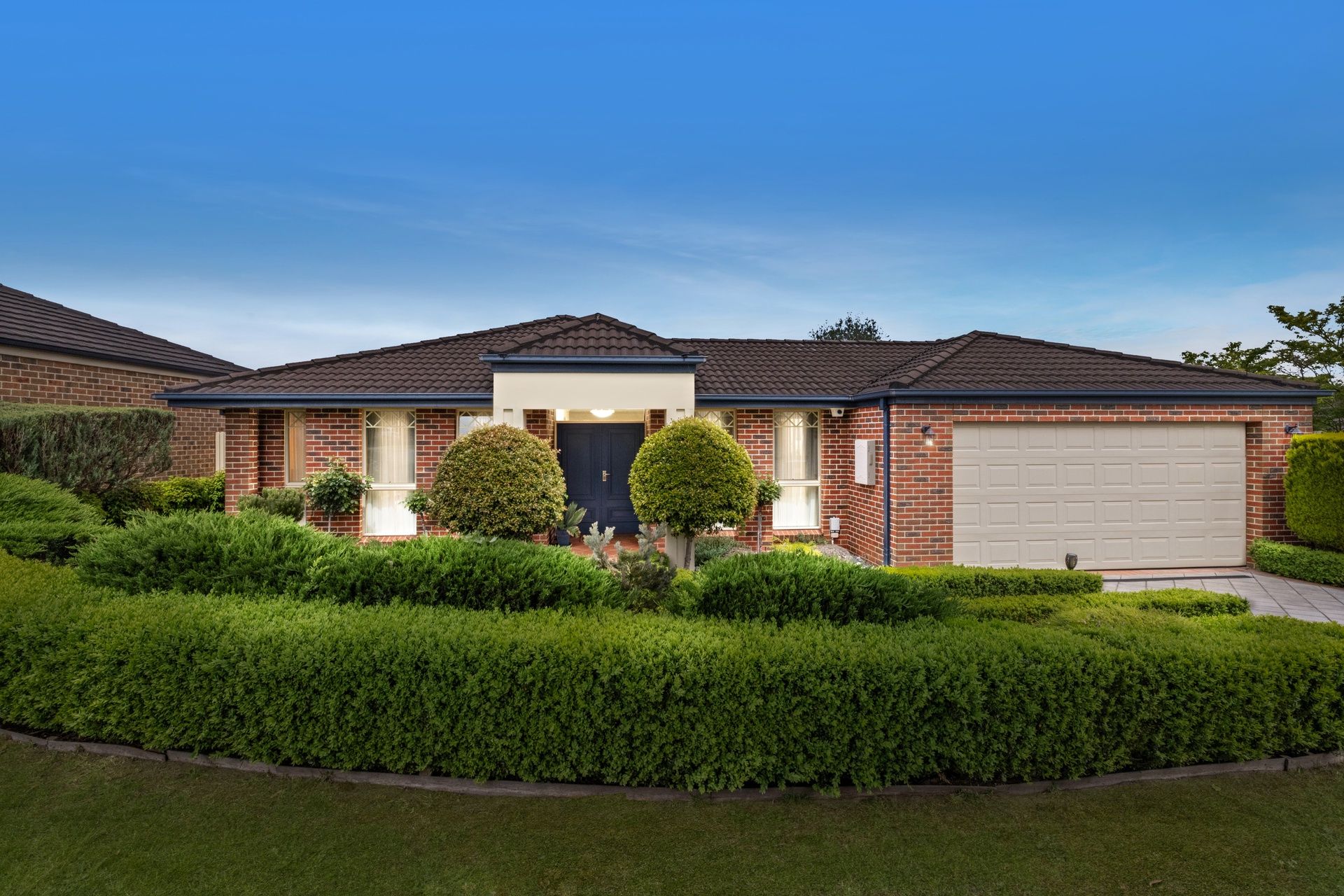 24 Yarra Hill Lane — photo from Ray White Mount Waverley