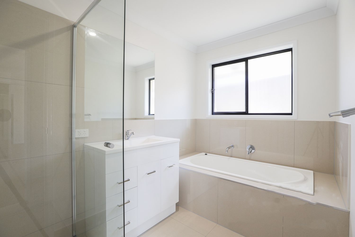 27 Biron Street — photo 9 of 11