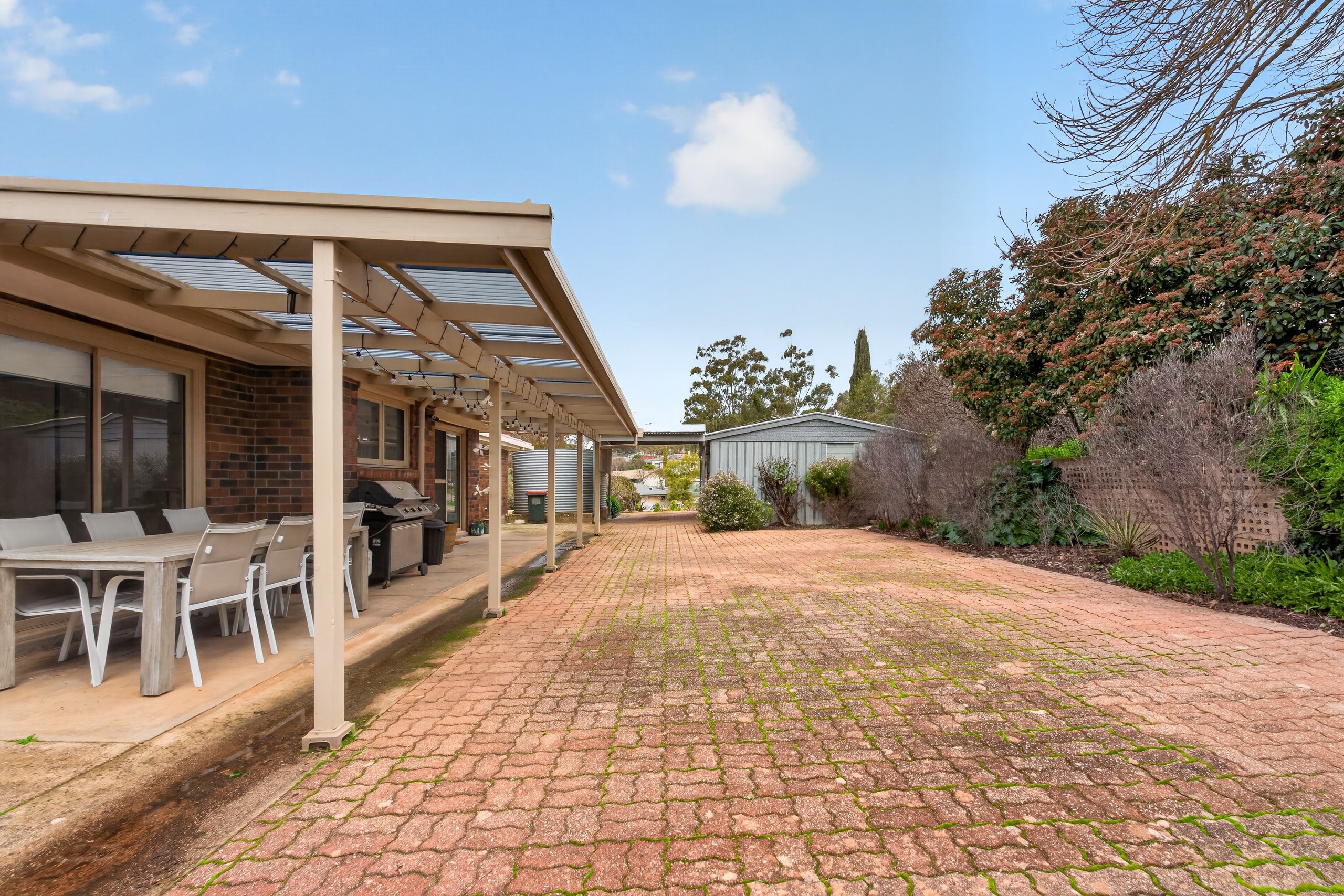 1 East View Street, Clare, SA 5453