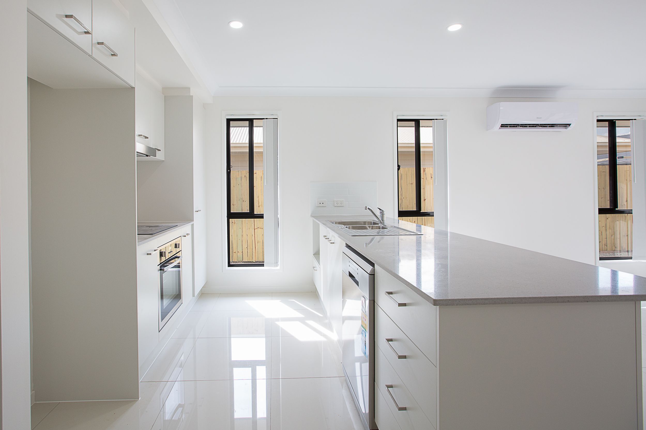 1/3 Baird Circuit, Redbank Plains, QLD 4301