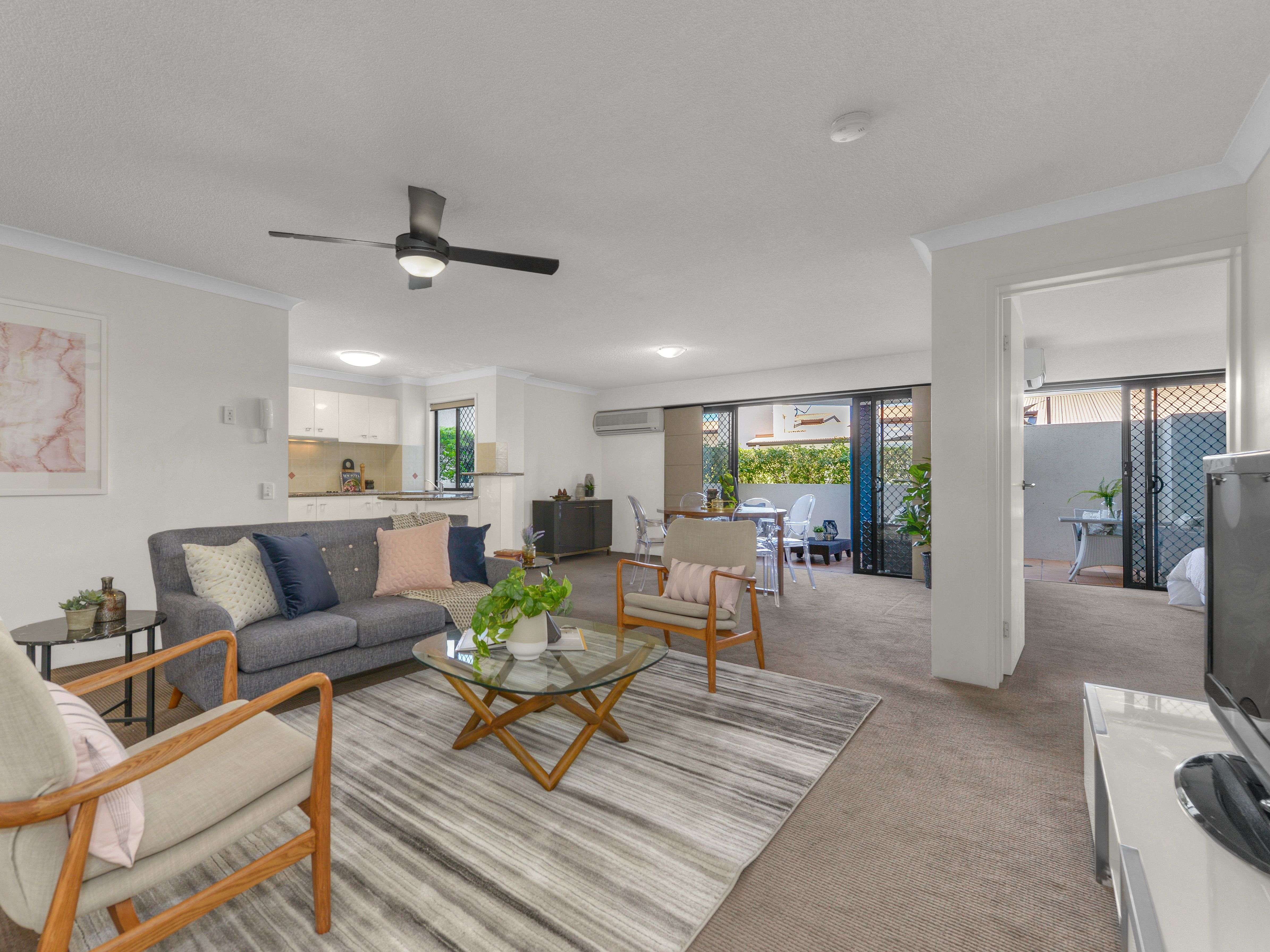 14/16 Norman Crescent, Norman Park, QLD 4170