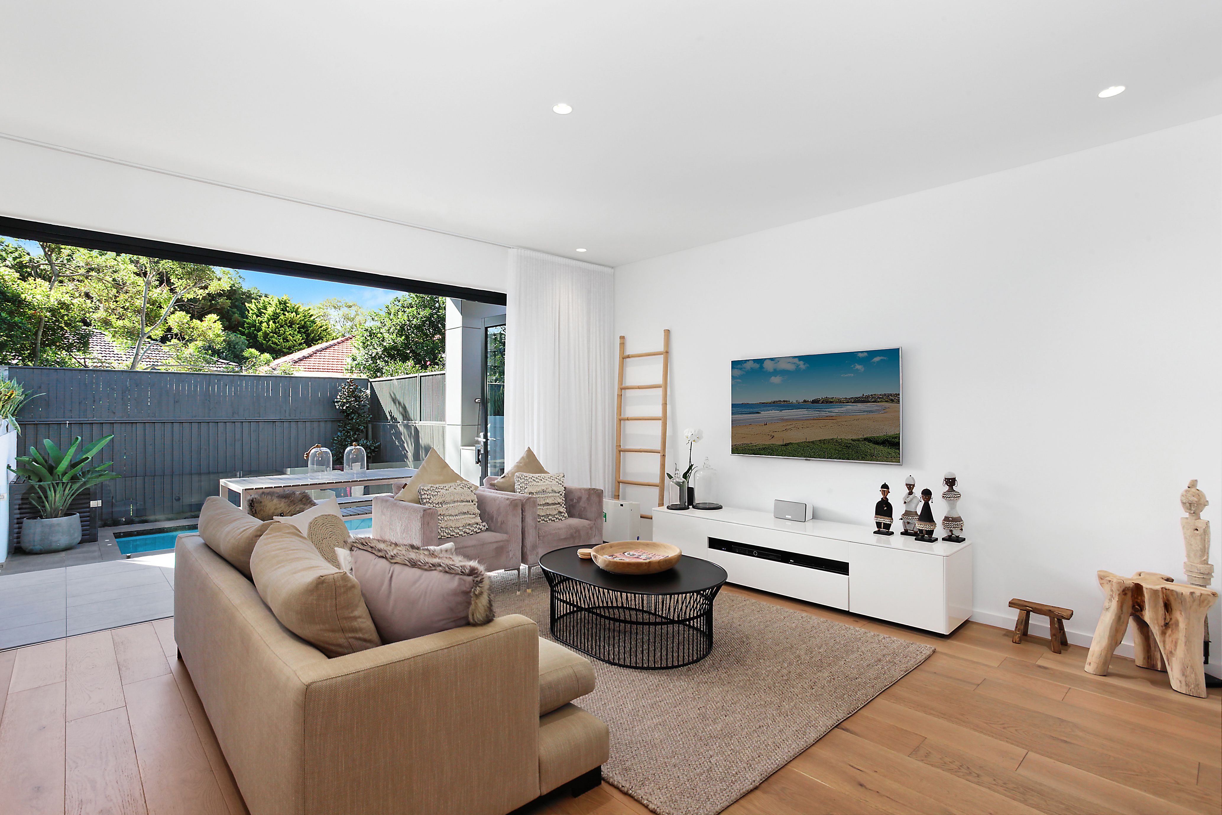 Residence 1/10 Roe Street, North Bondi, NSW 2026