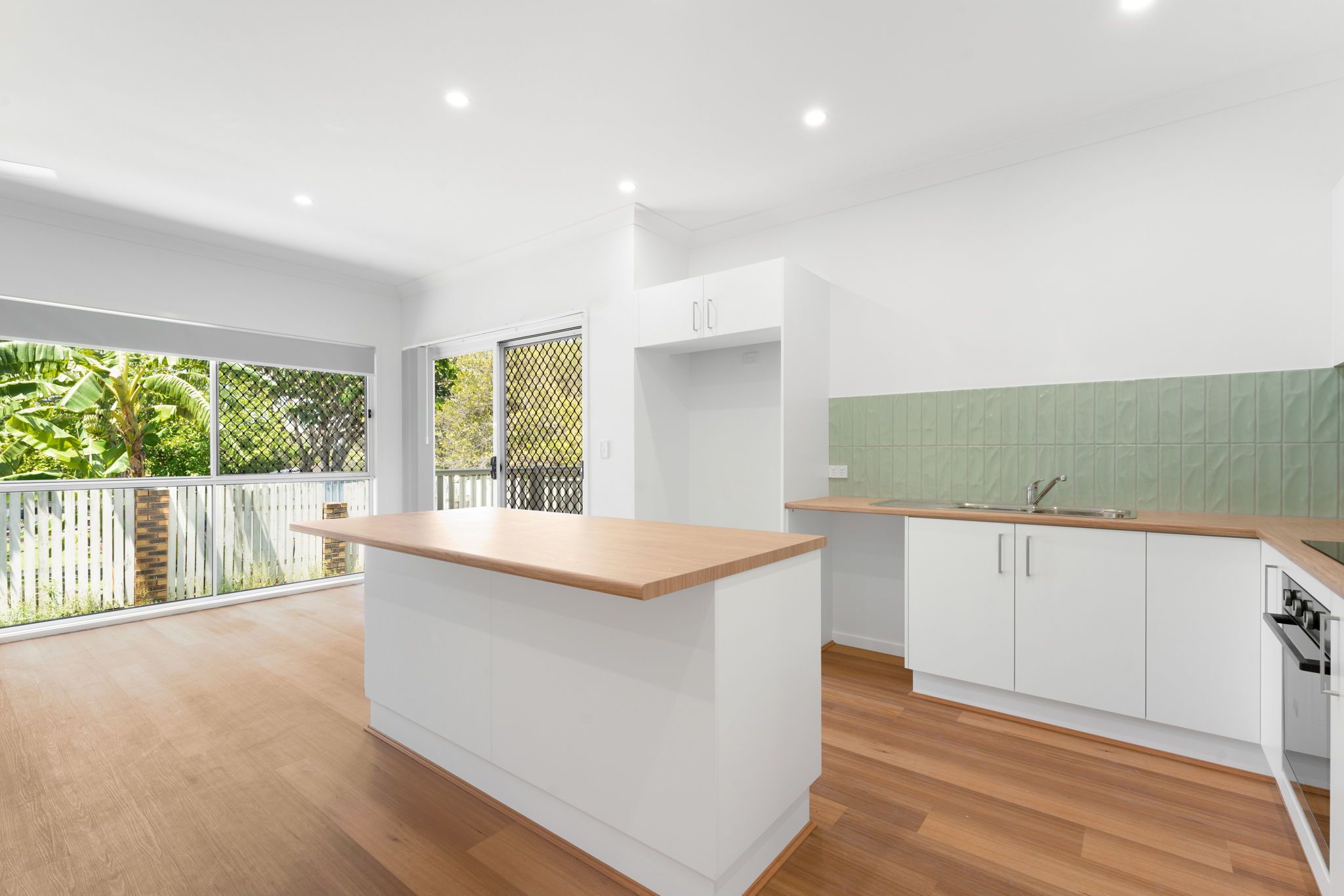 8B Woodview Street — photo 4 of 16