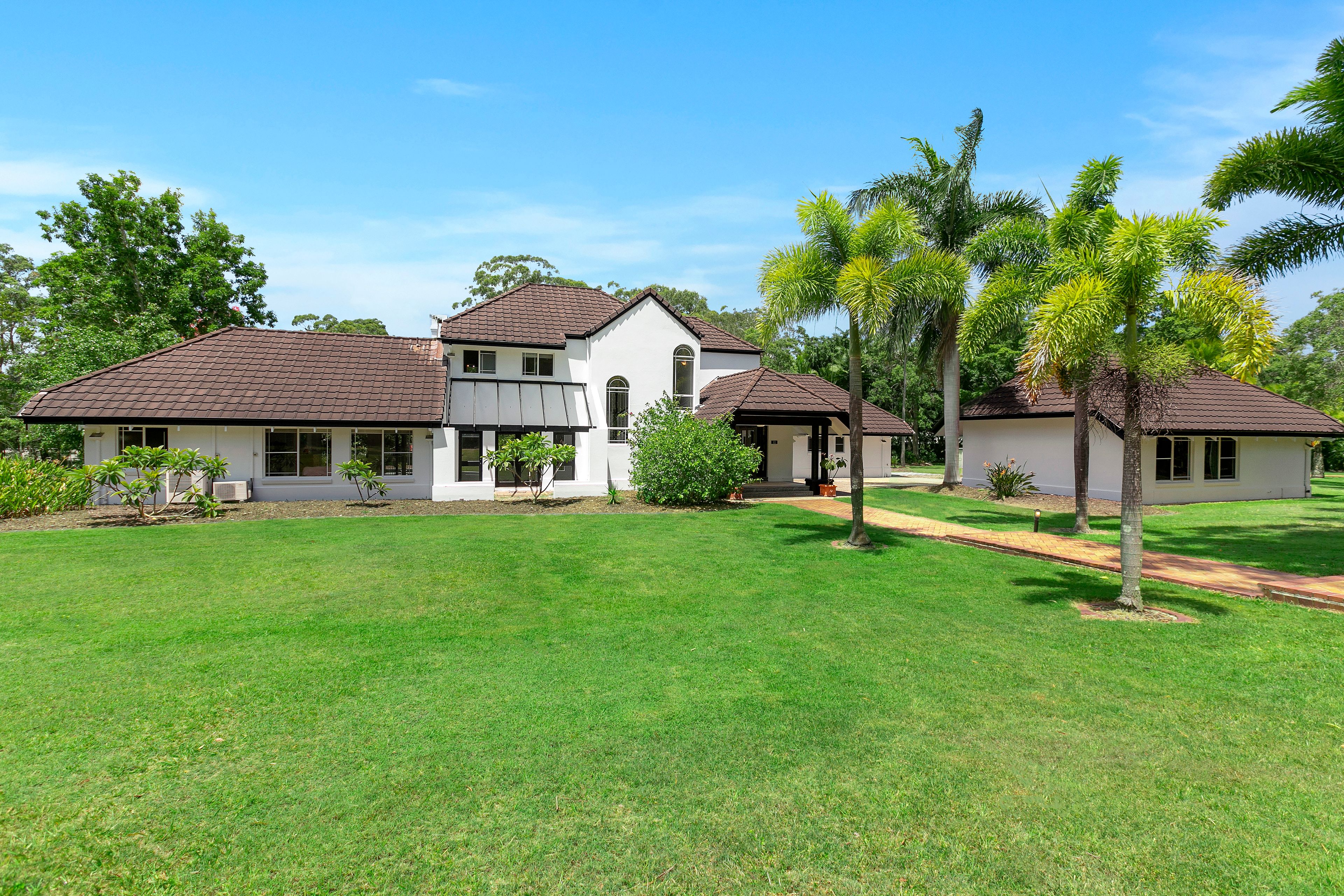 27 Beckmans Road, Tewantin, QLD 4565