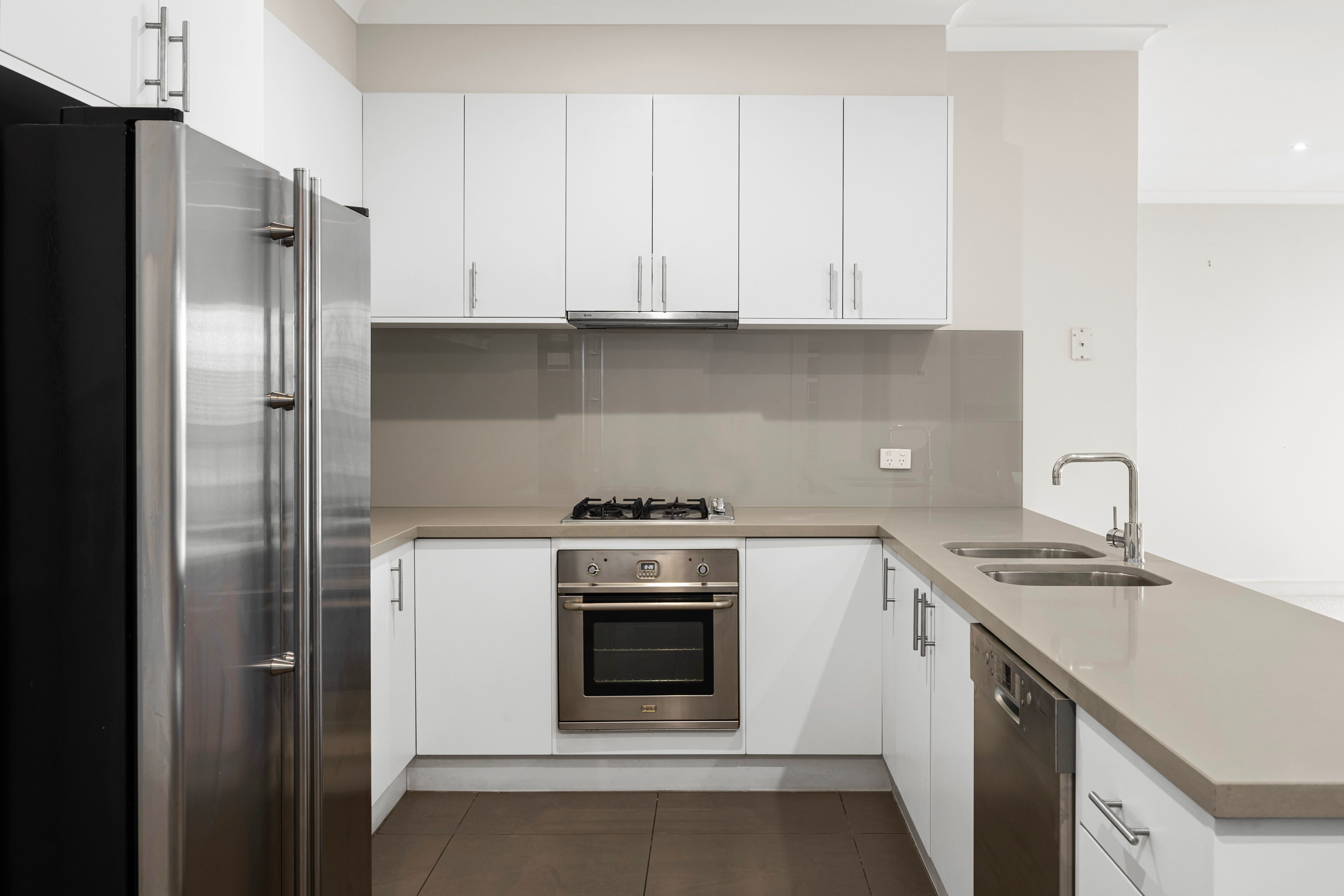 8/55 Brook Street — photo 6 of 14