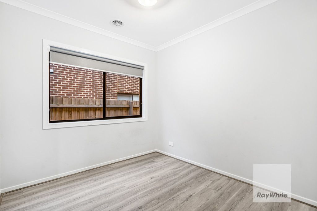 10 Broom Road, AINTREE, VIC 3336 House for Rent Ray White Deer Park