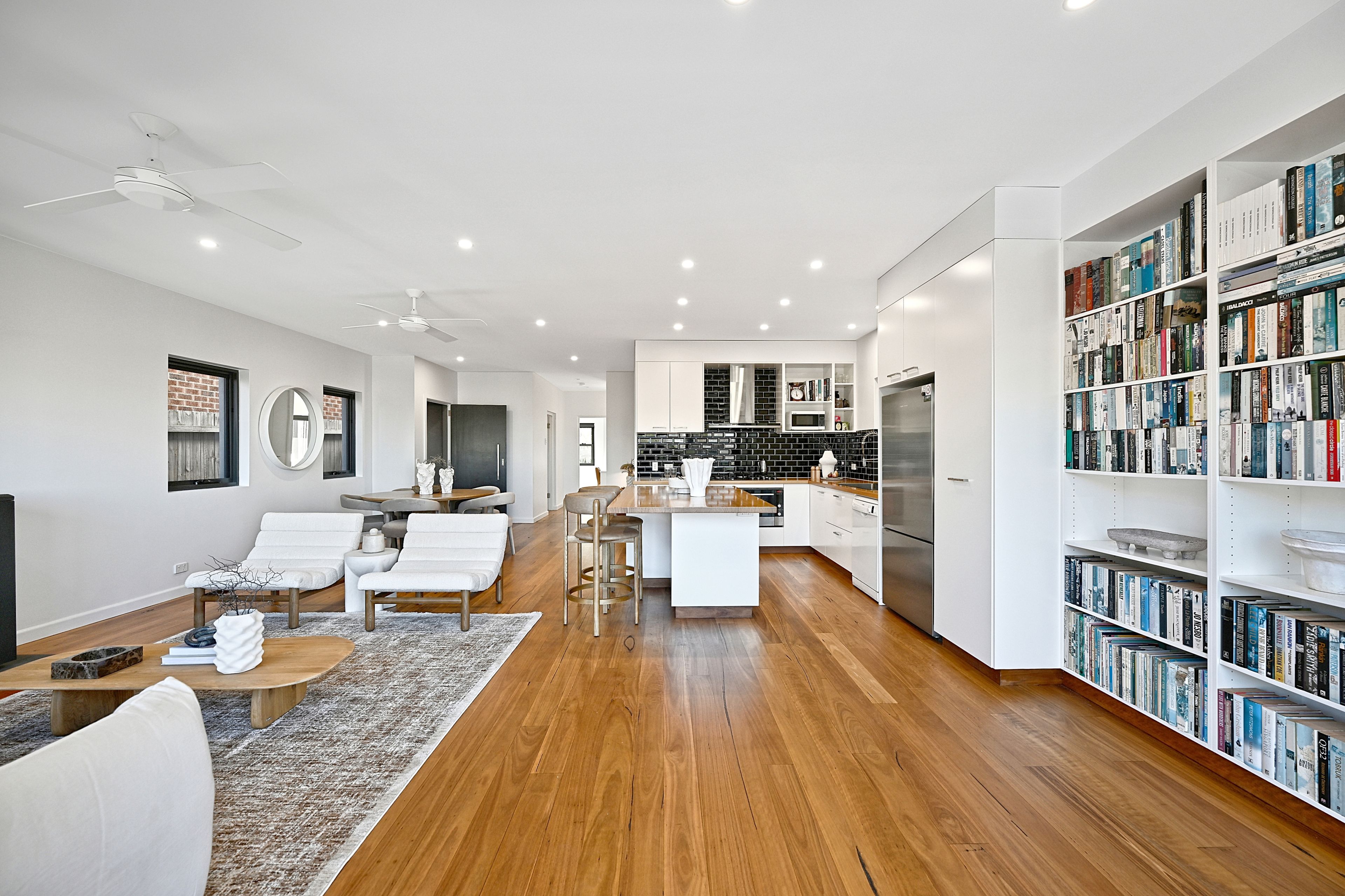 32 Liguria Street — photo 11 of 29