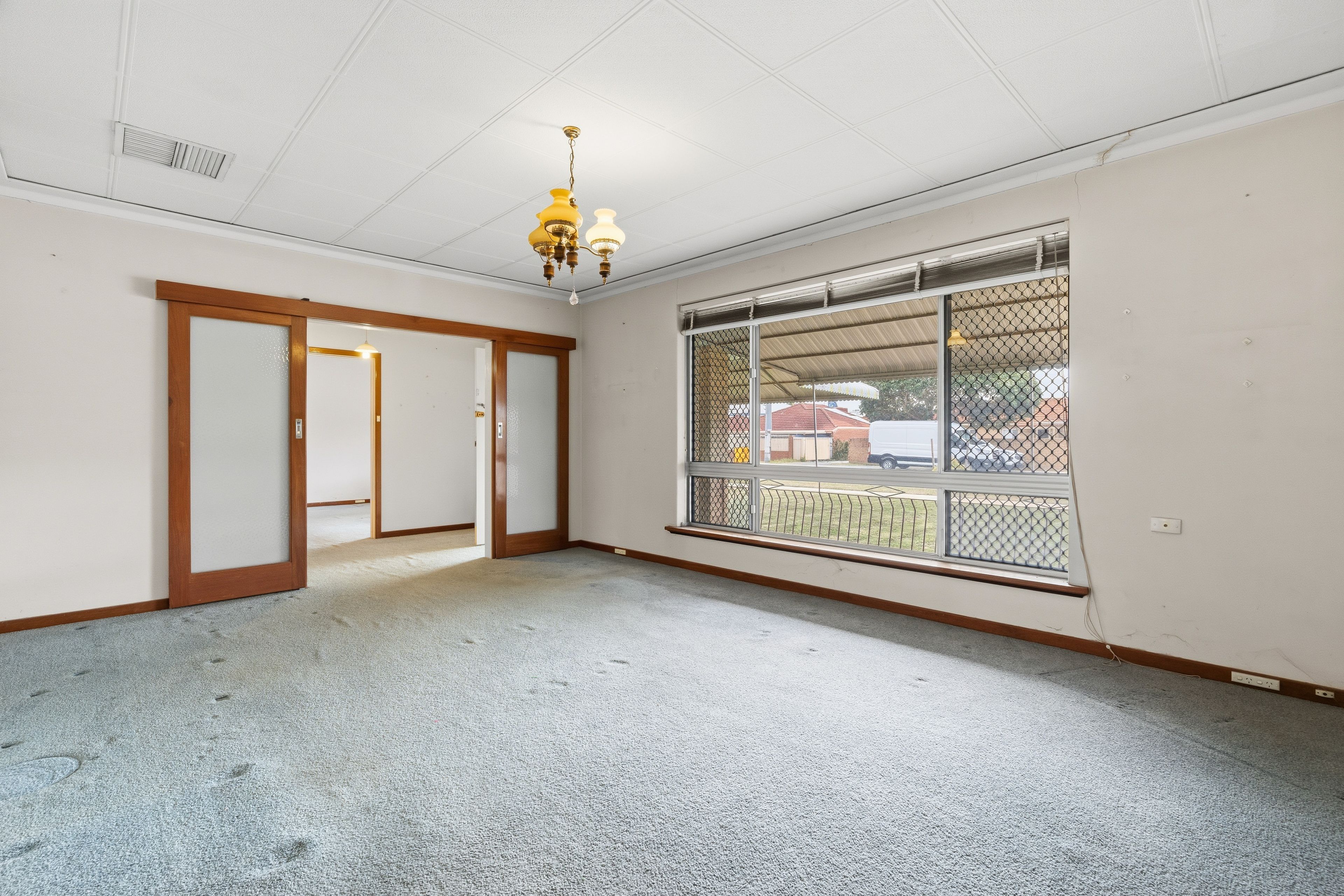 258 Fulham Street — photo 5 of 28