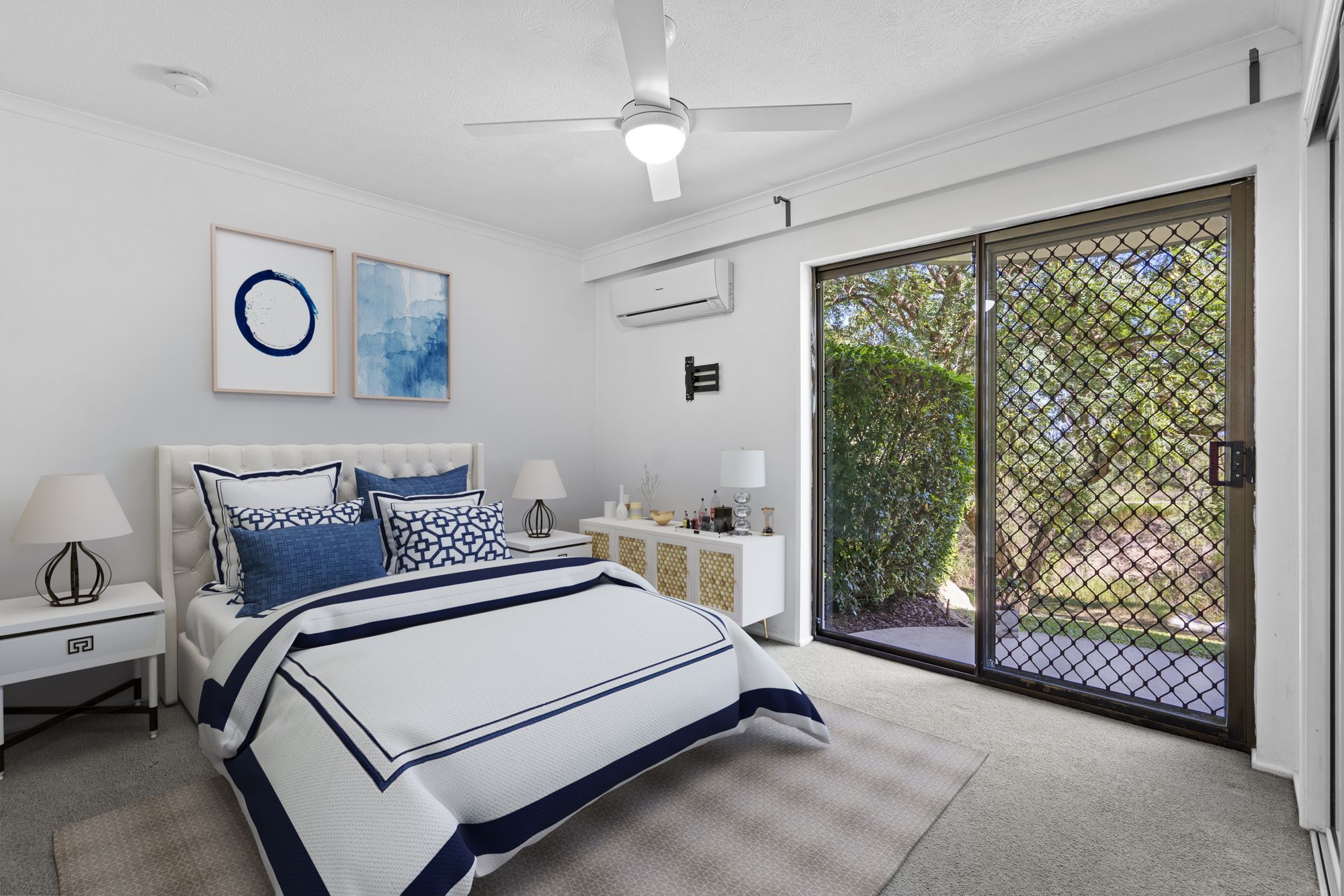 43/169 John Paul Drive — photo 4 of 12