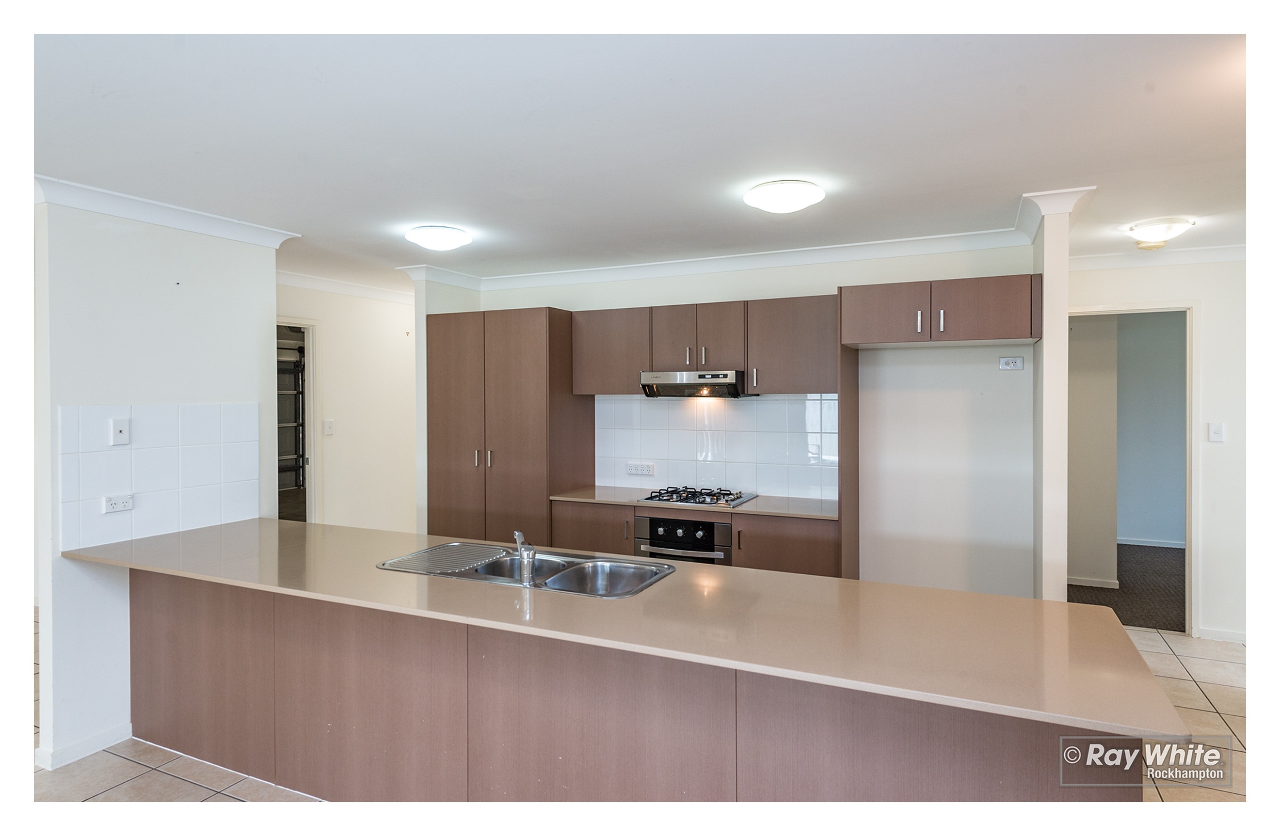 14 Chatterton Boulevard, Gracemere, QLD 4702