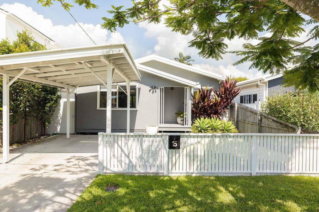 15 Melville Place, Banyo QLD 4014