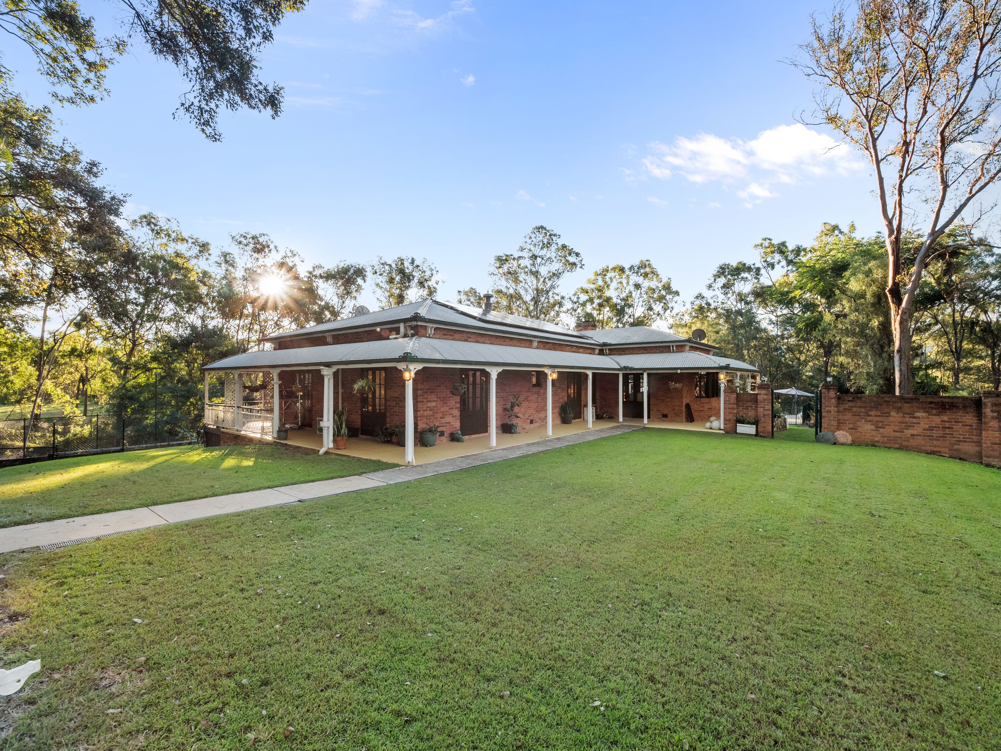 1188 Mount Crosby Road, Mount Crosby QLD 4306