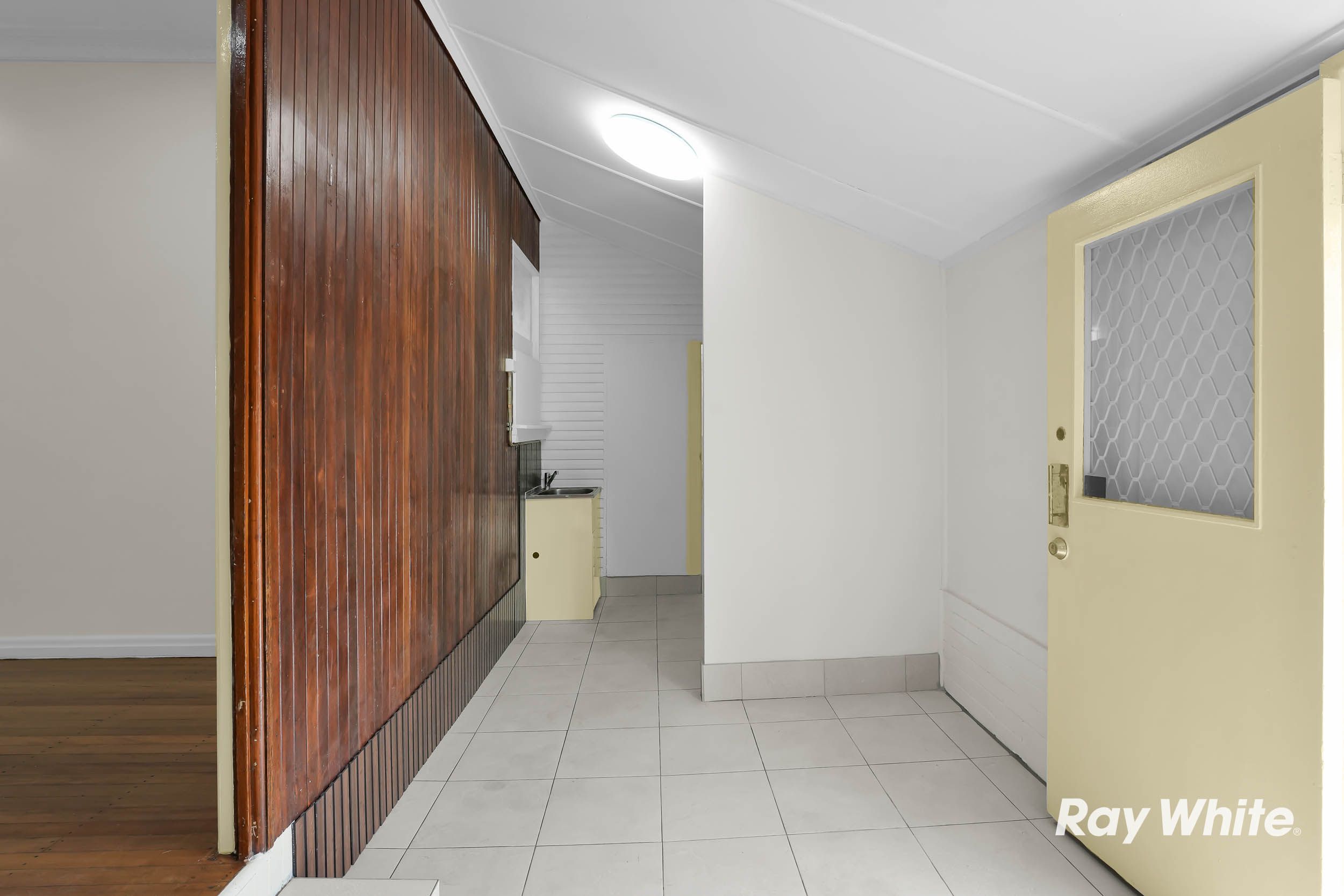 83 Rowe Terrace — photo 4 of 12