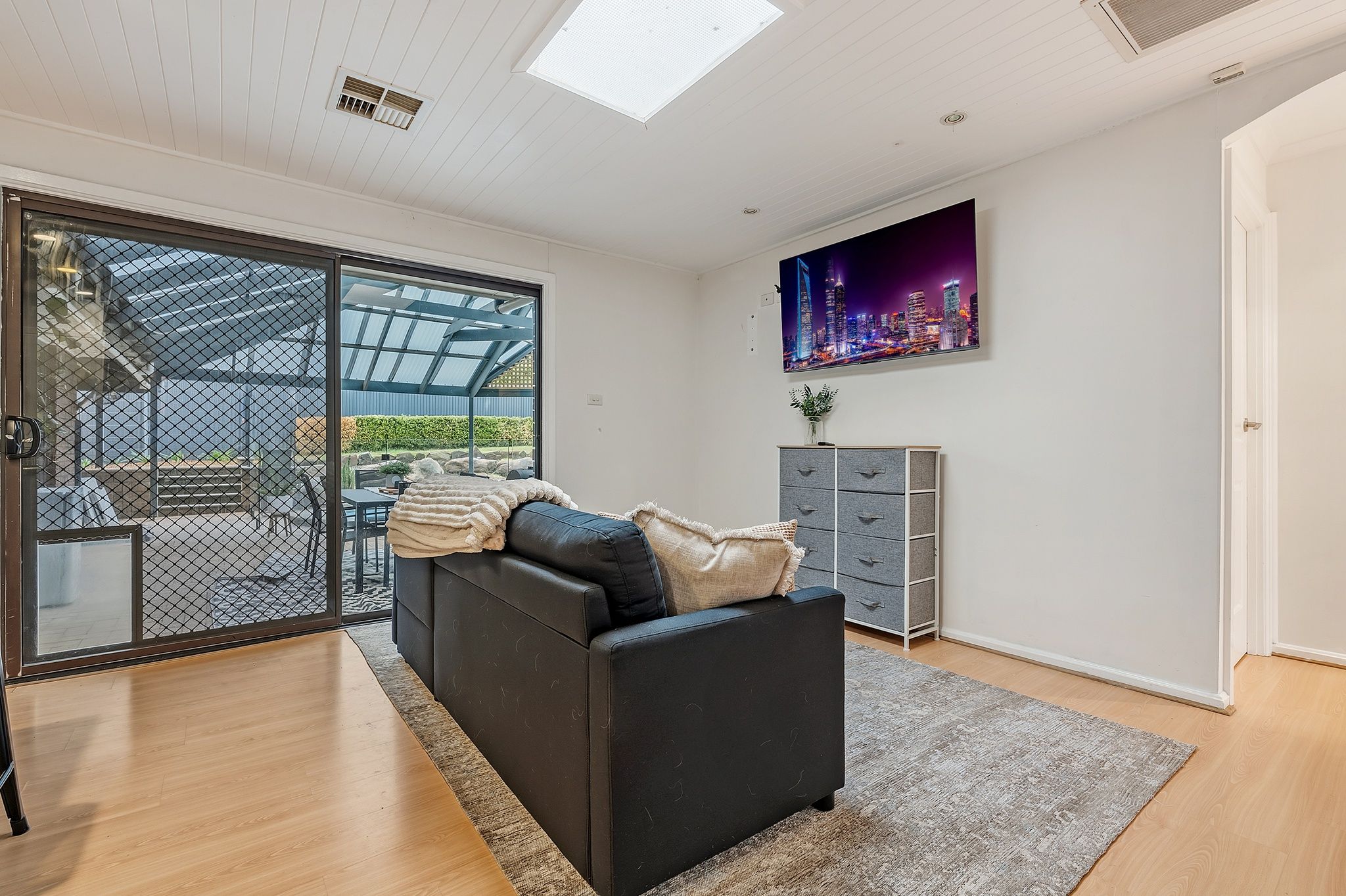 2 Birkdale Close — photo 9 of 24