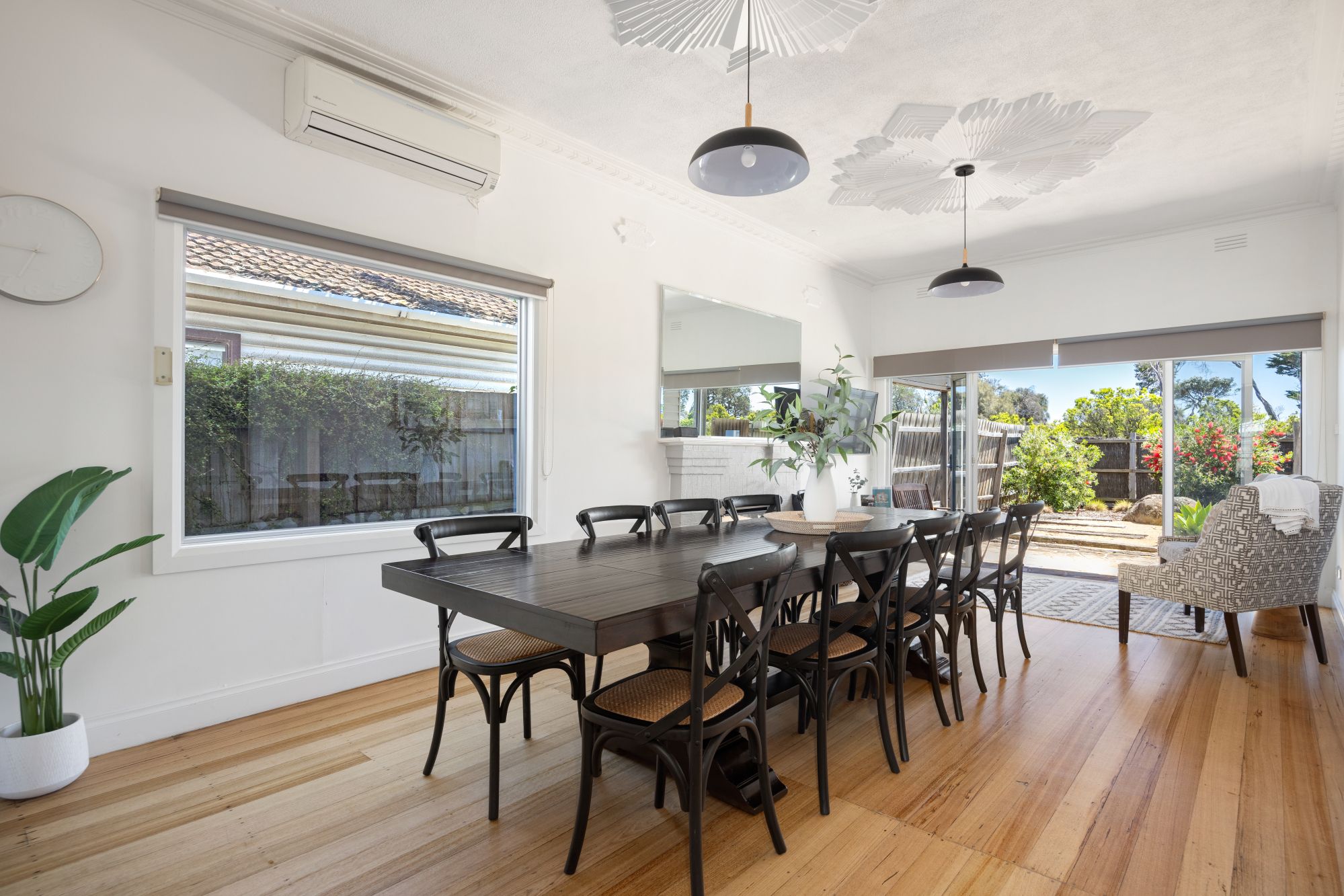 1847 Point Nepean Road — photo 5 of 30