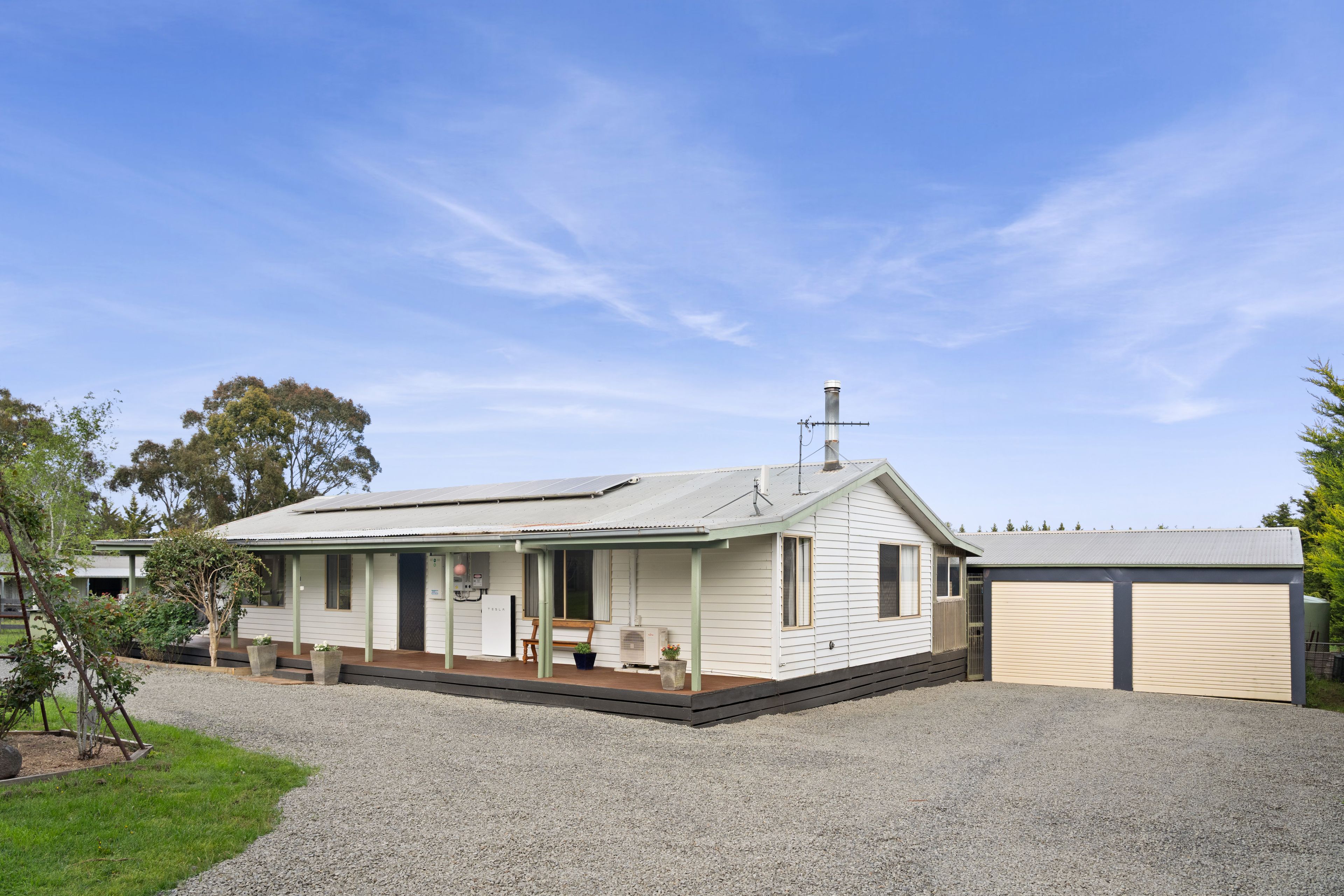 96 Harts Lane — photo from Ray White Kyneton