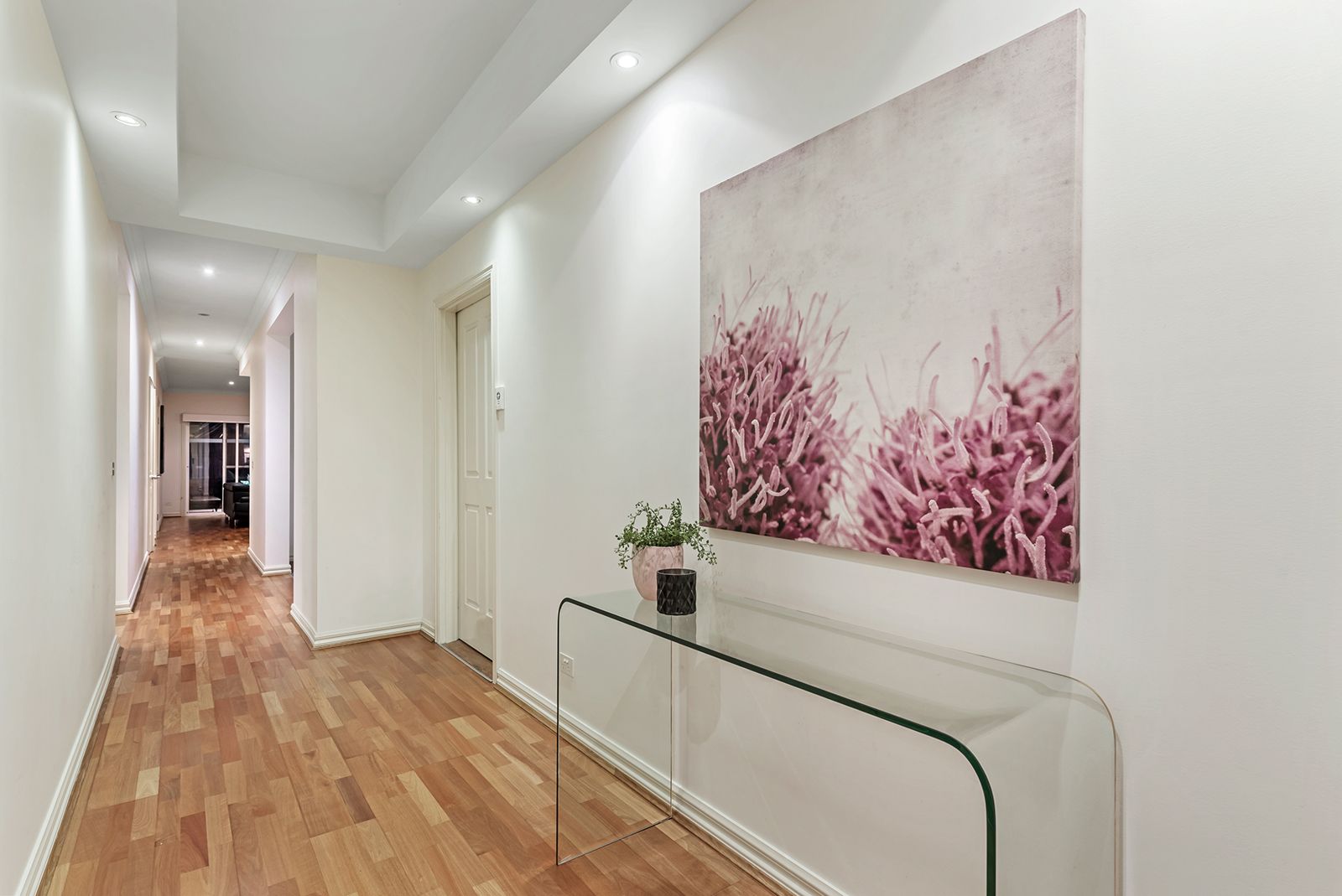 16 Scarborough Terrace, Craigieburn, VIC 3064